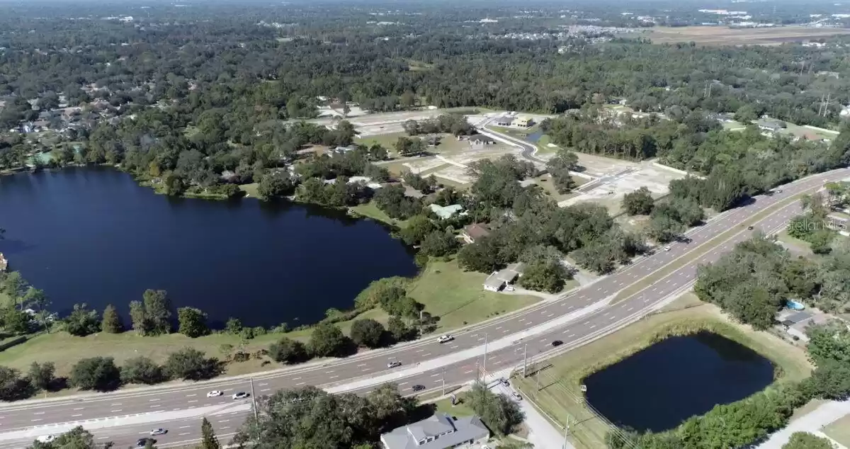 124 LAKE DRIVE, OVIEDO, Florida 32765, 5 Bedrooms Bedrooms, ,4 BathroomsBathrooms,Residential,For Sale,LAKE,MFRO6201331