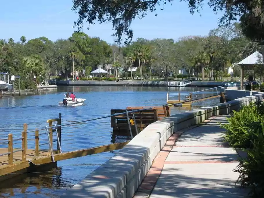 New Port Richey River walk downtown