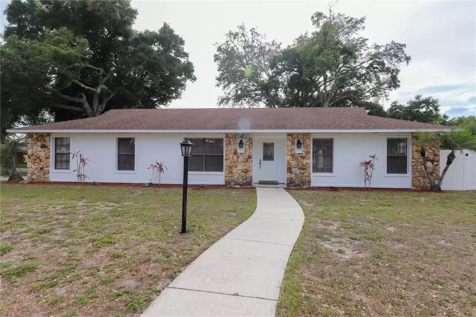 708 CAMDEN ROAD, ALTAMONTE SPRINGS, Florida 32714, 3 Bedrooms Bedrooms, ,2 BathroomsBathrooms,Residential,For Sale,CAMDEN,MFRO6193136