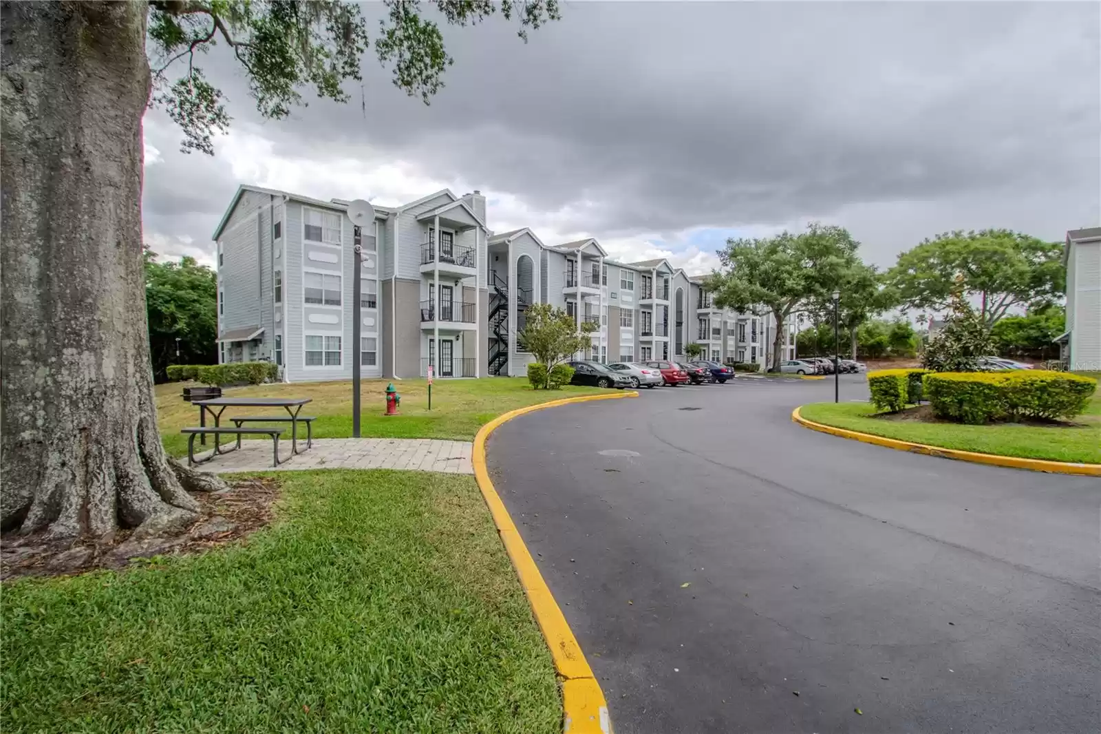 2550 ALAFAYA TRAIL, ORLANDO, Florida 32826, 1 Bedroom Bedrooms, ,1 BathroomBathrooms,Residential,For Sale,ALAFAYA,MFRO6202422