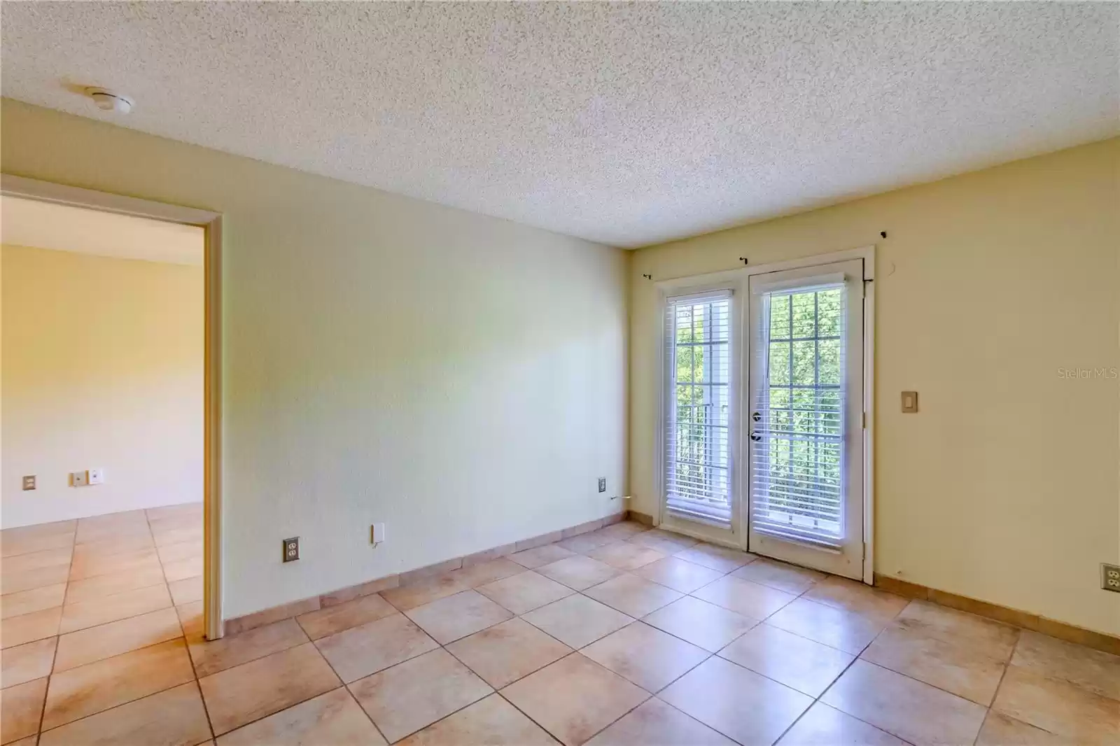 2550 ALAFAYA TRAIL, ORLANDO, Florida 32826, 1 Bedroom Bedrooms, ,1 BathroomBathrooms,Residential,For Sale,ALAFAYA,MFRO6202422