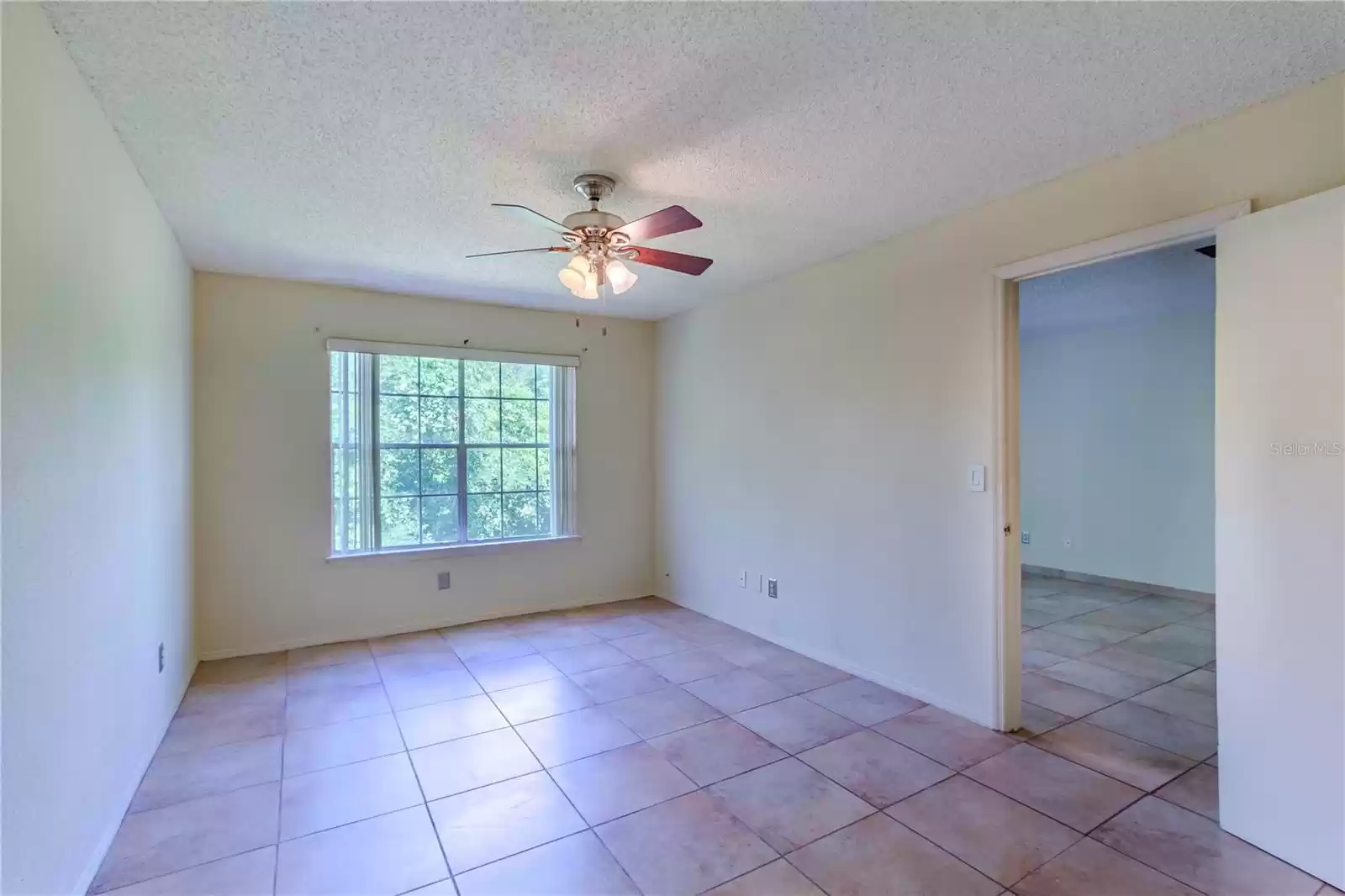 2550 ALAFAYA TRAIL, ORLANDO, Florida 32826, 1 Bedroom Bedrooms, ,1 BathroomBathrooms,Residential,For Sale,ALAFAYA,MFRO6202422