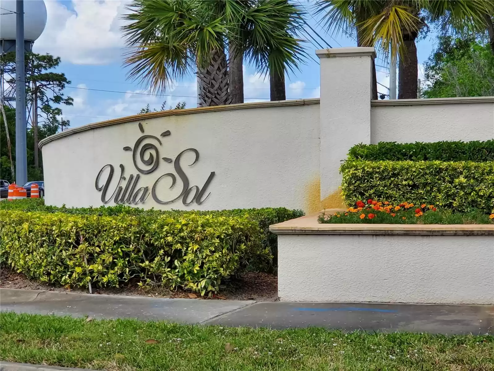 Villa Sol Entrance Sign