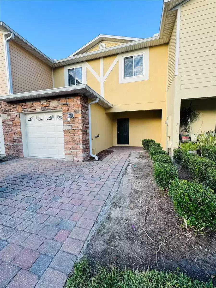 2207 CYPRESS VILLAS DRIVE, ORLANDO, Florida 32825, 3 Bedrooms Bedrooms, ,2 BathroomsBathrooms,Residential Lease,For Rent,CYPRESS VILLAS,MFRO6203088