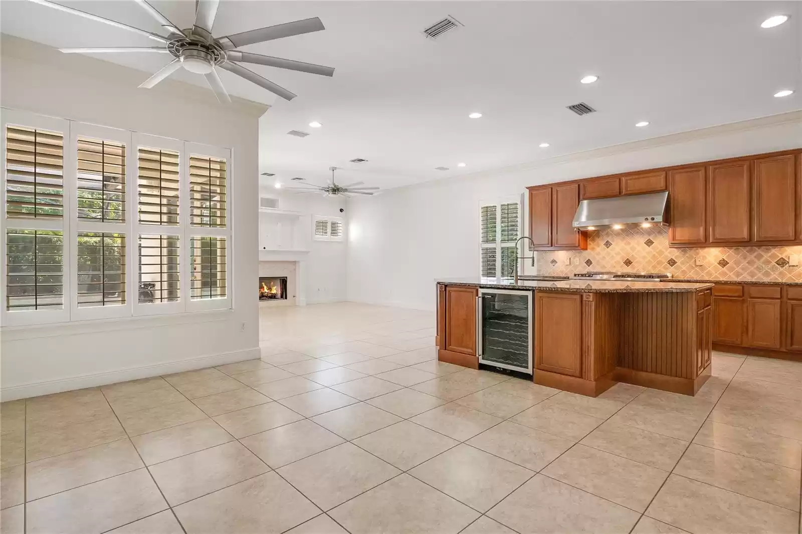 Dinette space off of kitchen.