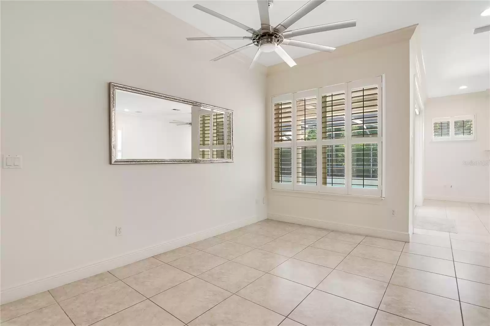 Dinette space off of kitchen.