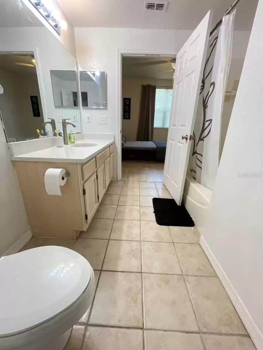 3213 GREENWICH VILLAGE BOULEVARD, ORLANDO, Florida 32835, 2 Bedrooms Bedrooms, ,2 BathroomsBathrooms,Residential,For Sale,GREENWICH VILLAGE,MFRO6203426