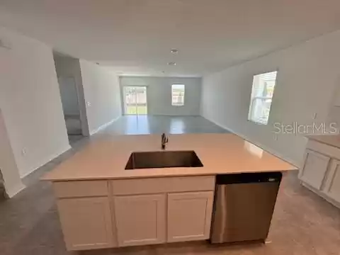 4206 PEBBLES THROW DRIVE, KISSIMMEE, Florida 34746, 5 Bedrooms Bedrooms, ,2 BathroomsBathrooms,Residential Lease,For Rent,PEBBLES THROW,MFRS5104714