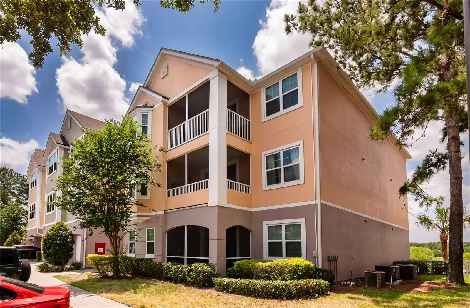 3480 SOHO STREET, ORLANDO, Florida 32835, 2 Bedrooms Bedrooms, ,2 BathroomsBathrooms,Residential,For Sale,SOHO,MFRO6203256