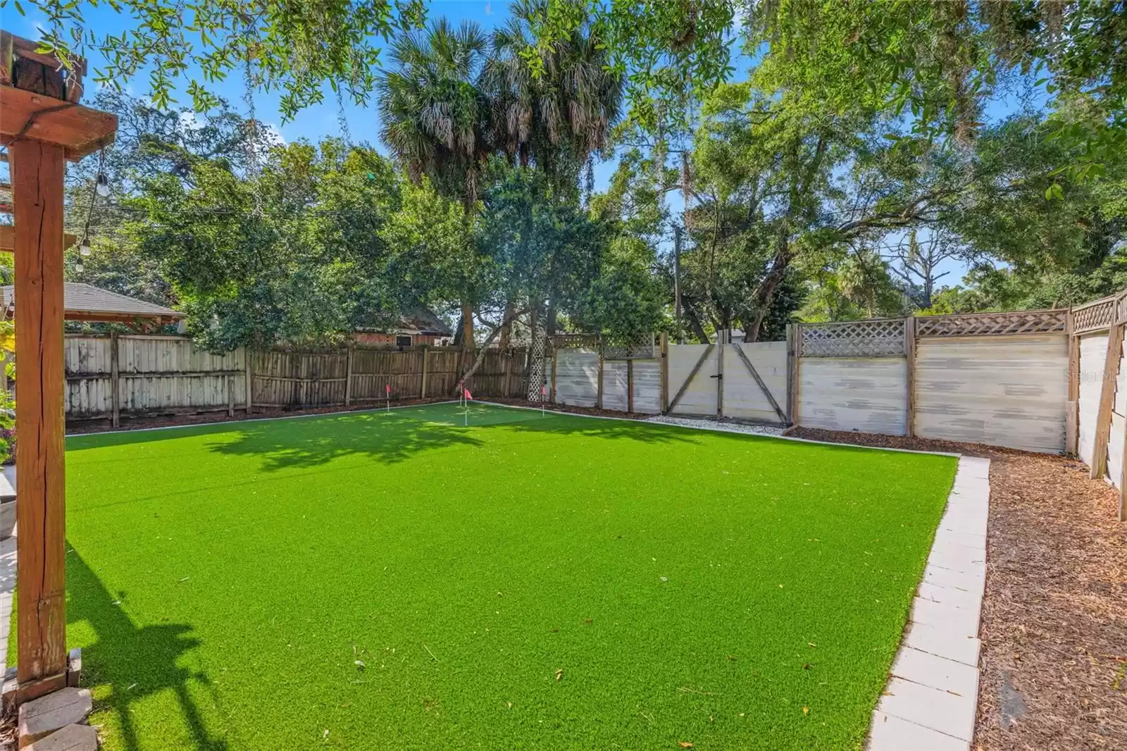 606 LAMBRIGHT STREET, TAMPA, Florida 33604, 3 Bedrooms Bedrooms, ,2 BathroomsBathrooms,Residential,For Sale,LAMBRIGHT,MFRT3524967