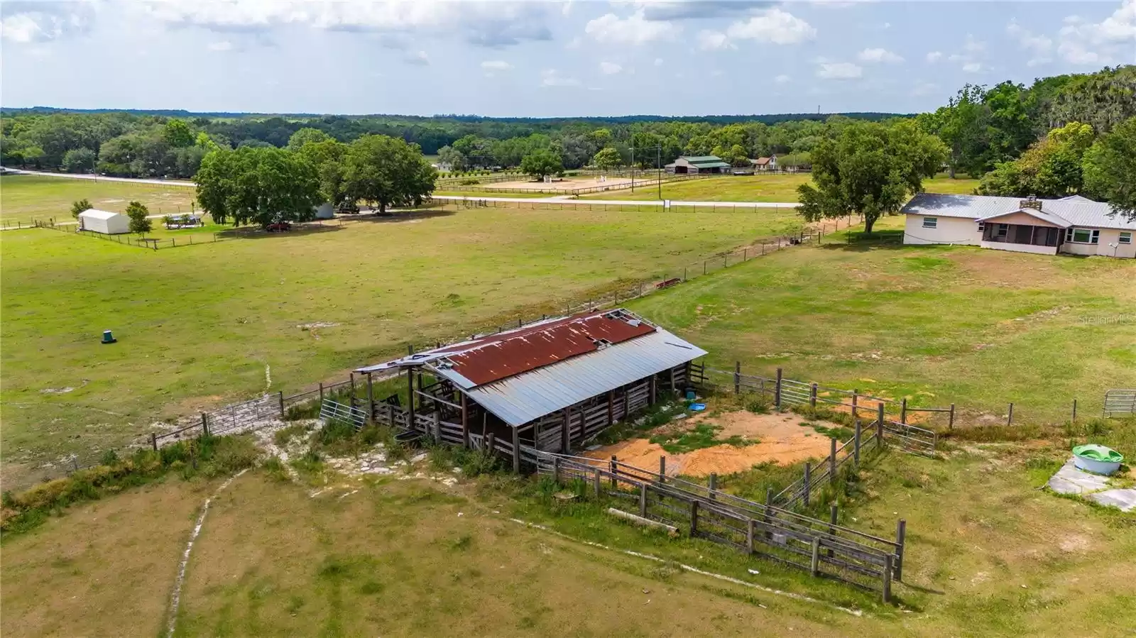 31226 SAINT JOE ROAD, DADE CITY, Florida 33525, 3 Bedrooms Bedrooms, ,3 BathroomsBathrooms,Residential,For Sale,SAINT JOE,MFRT3525843