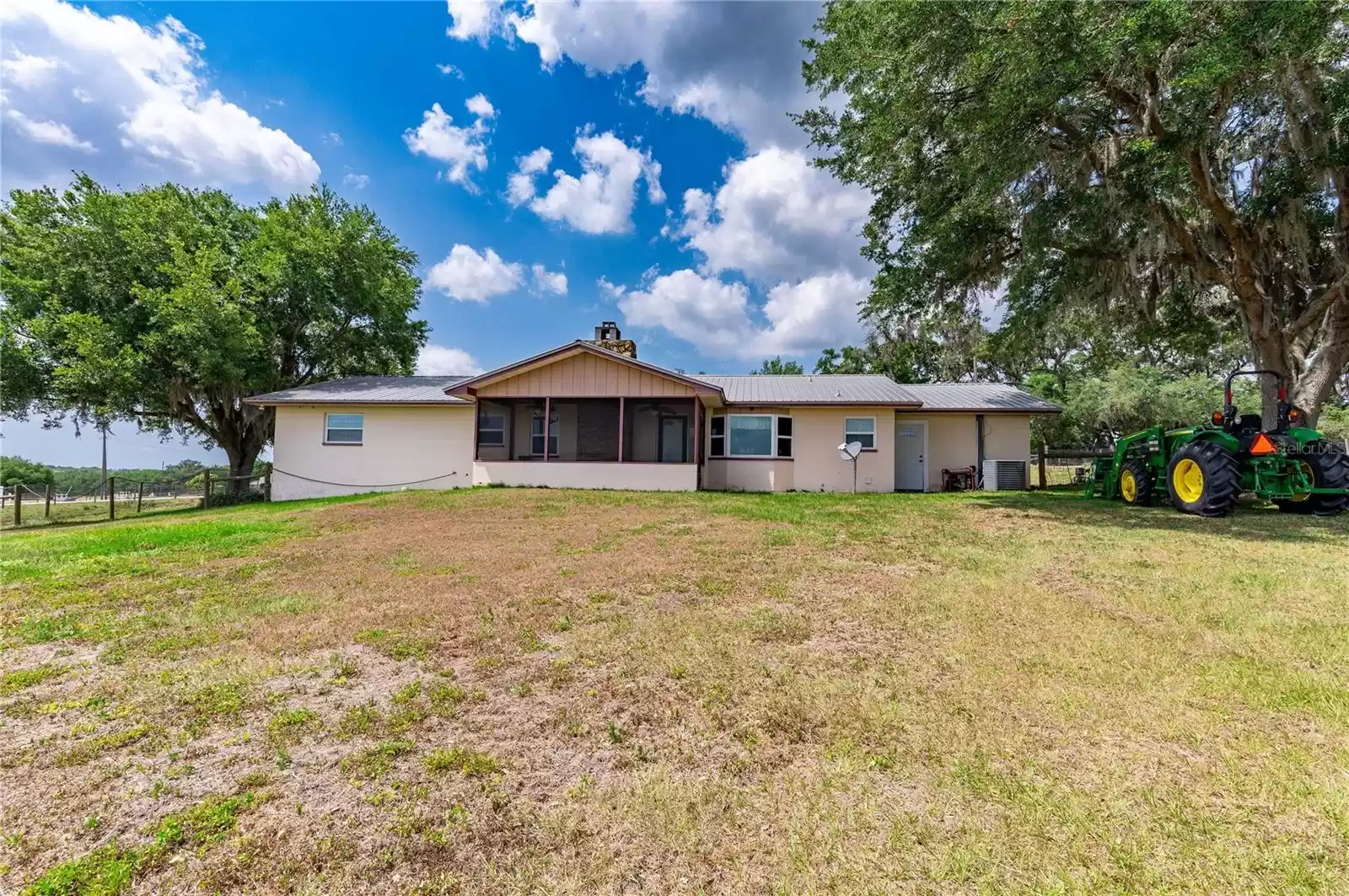 31226 SAINT JOE ROAD, DADE CITY, Florida 33525, 3 Bedrooms Bedrooms, ,3 BathroomsBathrooms,Residential,For Sale,SAINT JOE,MFRT3525843