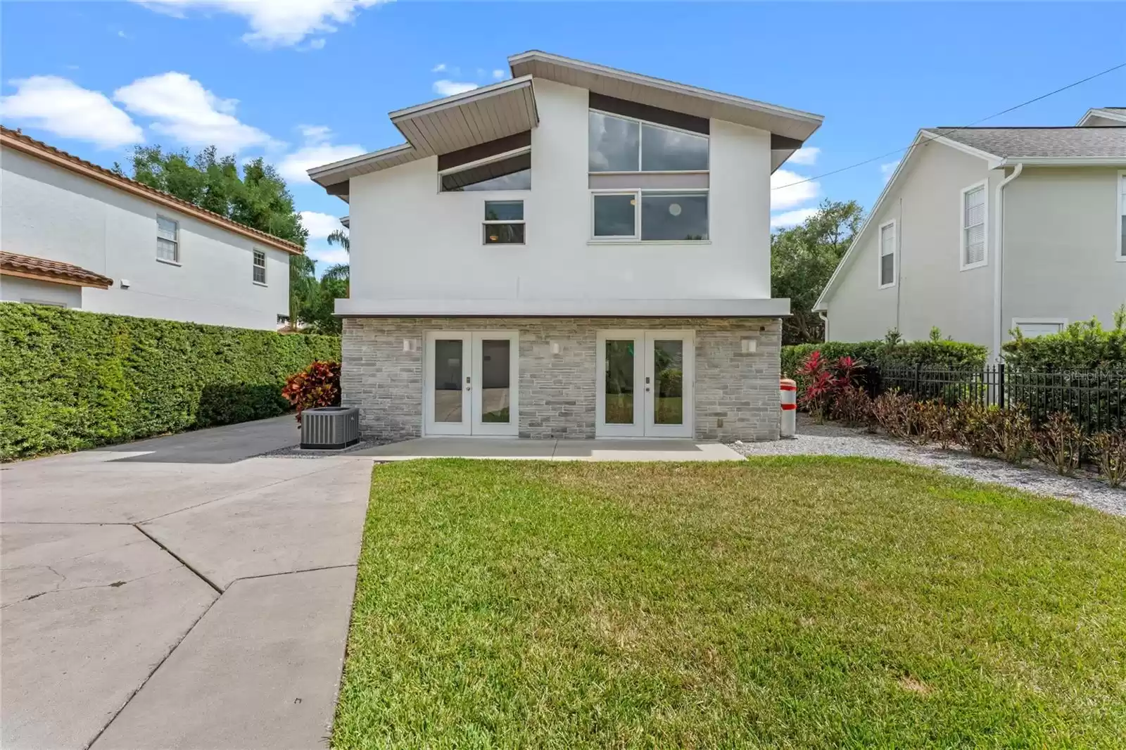 1621 LASBURY AVENUE, WINTER PARK, Florida 32789, 3 Bedrooms Bedrooms, ,3 BathroomsBathrooms,Residential,For Sale,LASBURY,MFRO6202020