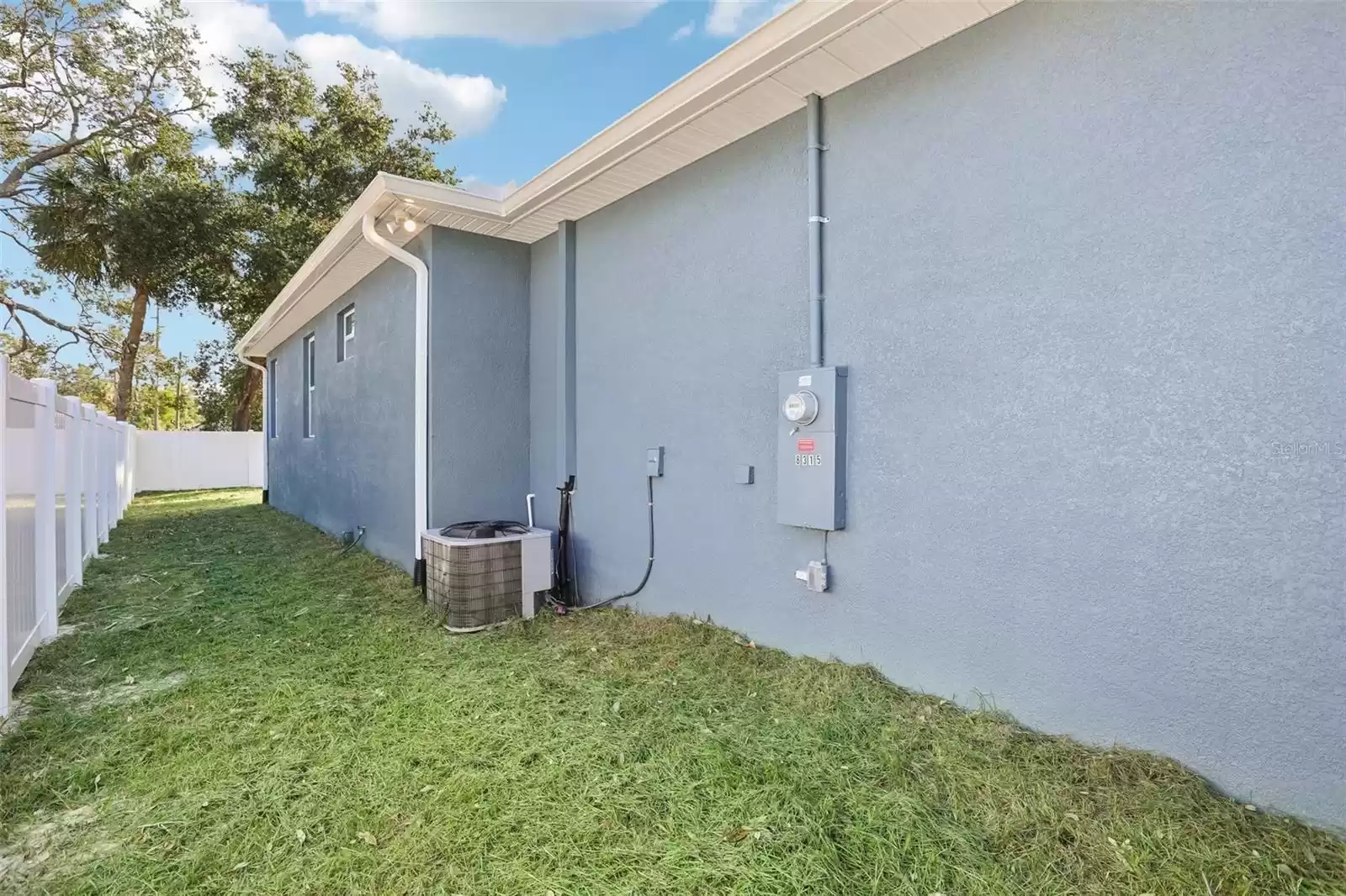 8315 OGONTZ STREET, TAMPA, Florida 33604, 3 Bedrooms Bedrooms, ,2 BathroomsBathrooms,Residential,For Sale,OGONTZ,MFRT3526052