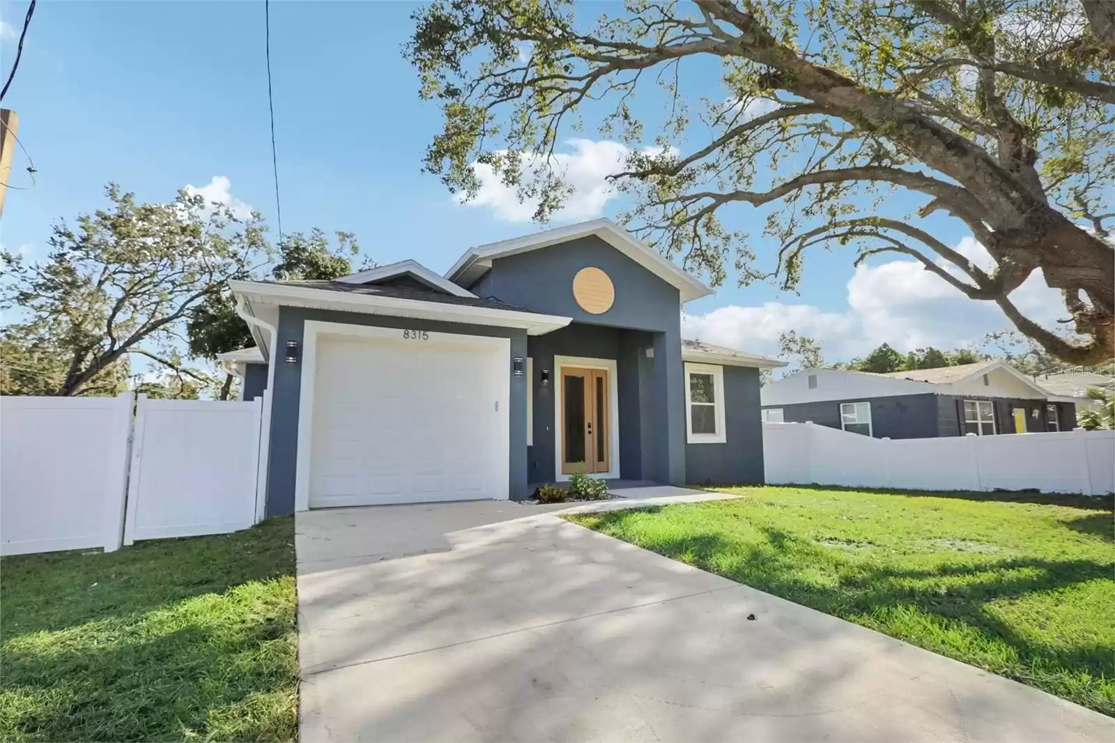 8315 OGONTZ STREET, TAMPA, Florida 33604, 3 Bedrooms Bedrooms, ,2 BathroomsBathrooms,Residential,For Sale,OGONTZ,MFRT3526052