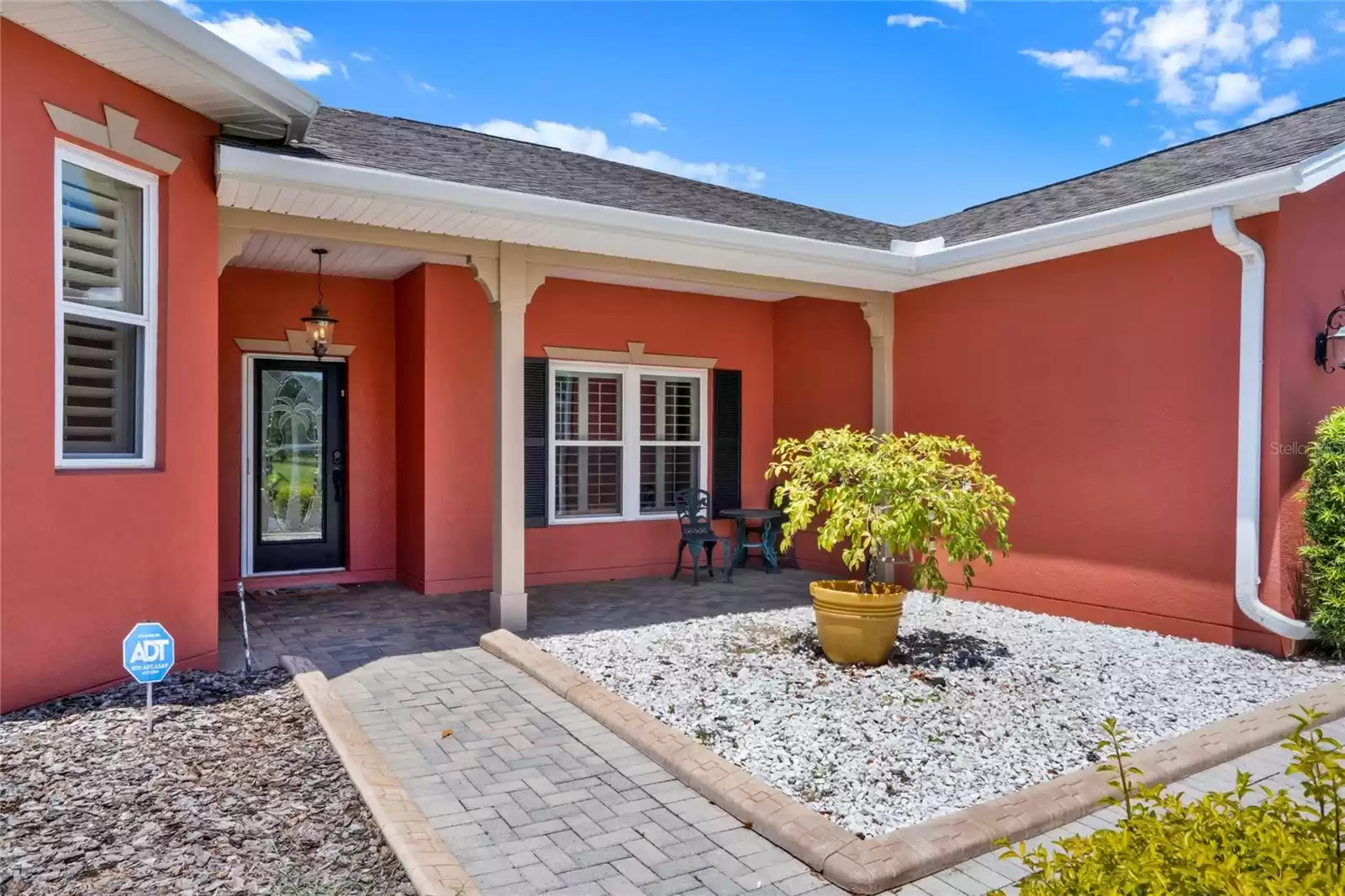 246 NEW RIVER DRIVE, KISSIMMEE, Florida 34759, 3 Bedrooms Bedrooms, ,2 BathroomsBathrooms,Residential,For Sale,NEW RIVER,MFRO6201514