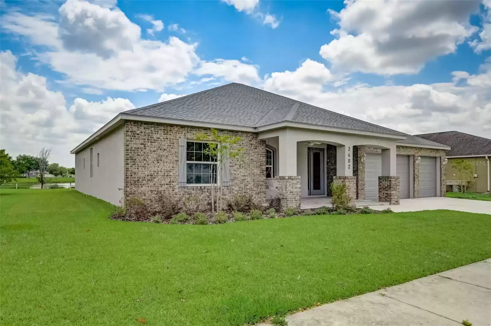 2402 CUMBERLAND CLIFF DRIVE, RUSKIN, Florida 33570, 4 Bedrooms Bedrooms, ,3 BathroomsBathrooms,Residential,For Sale,CUMBERLAND CLIFF,MFRT3526118