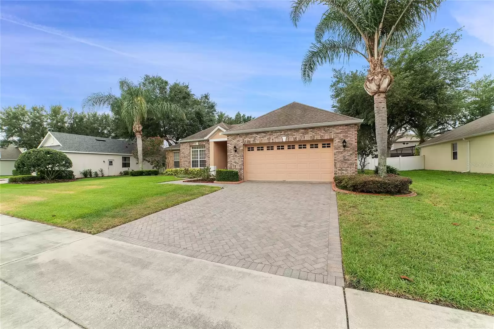 1608 DEBUT LANE, WINTER GARDEN, Florida 34787, 4 Bedrooms Bedrooms, ,2 BathroomsBathrooms,Residential,For Sale,DEBUT,MFRG5082166