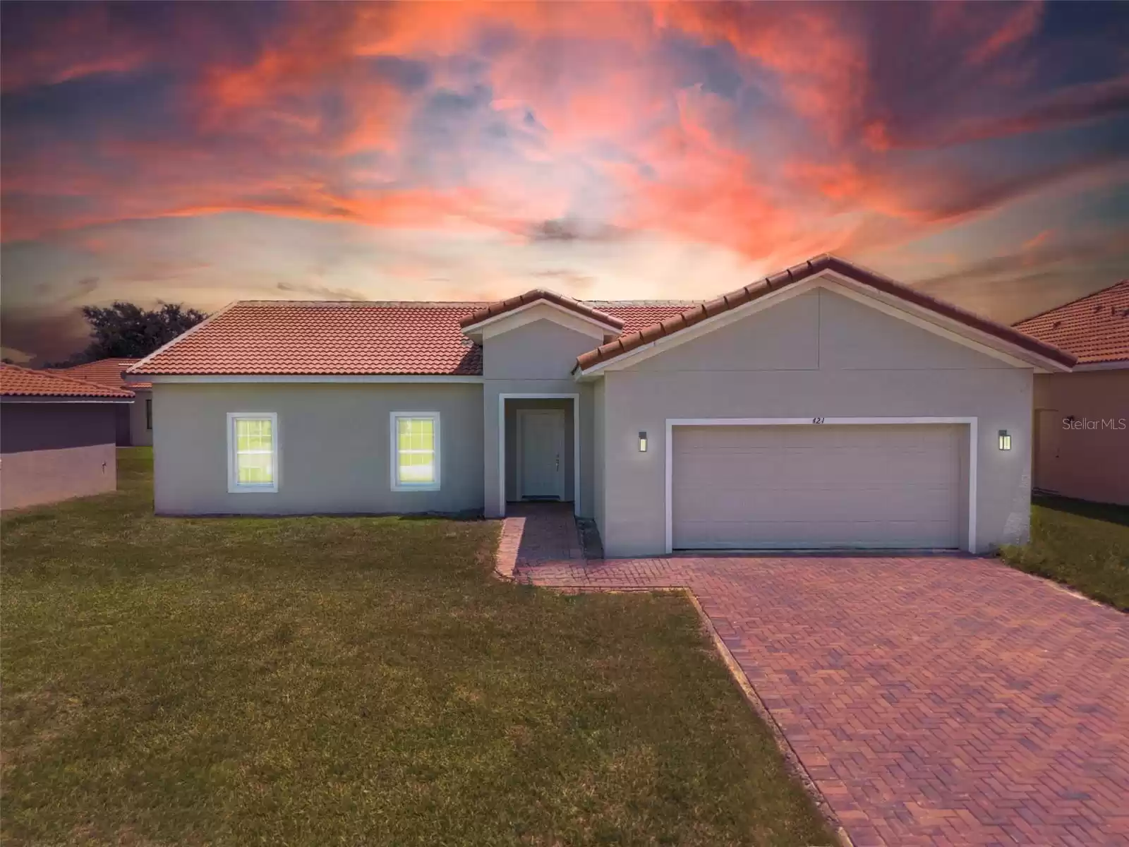 421 CINNAMON DRIVE, KISSIMMEE, Florida 34759, 4 Bedrooms Bedrooms, ,3 BathroomsBathrooms,Residential,For Sale,CINNAMON,MFRO6205239