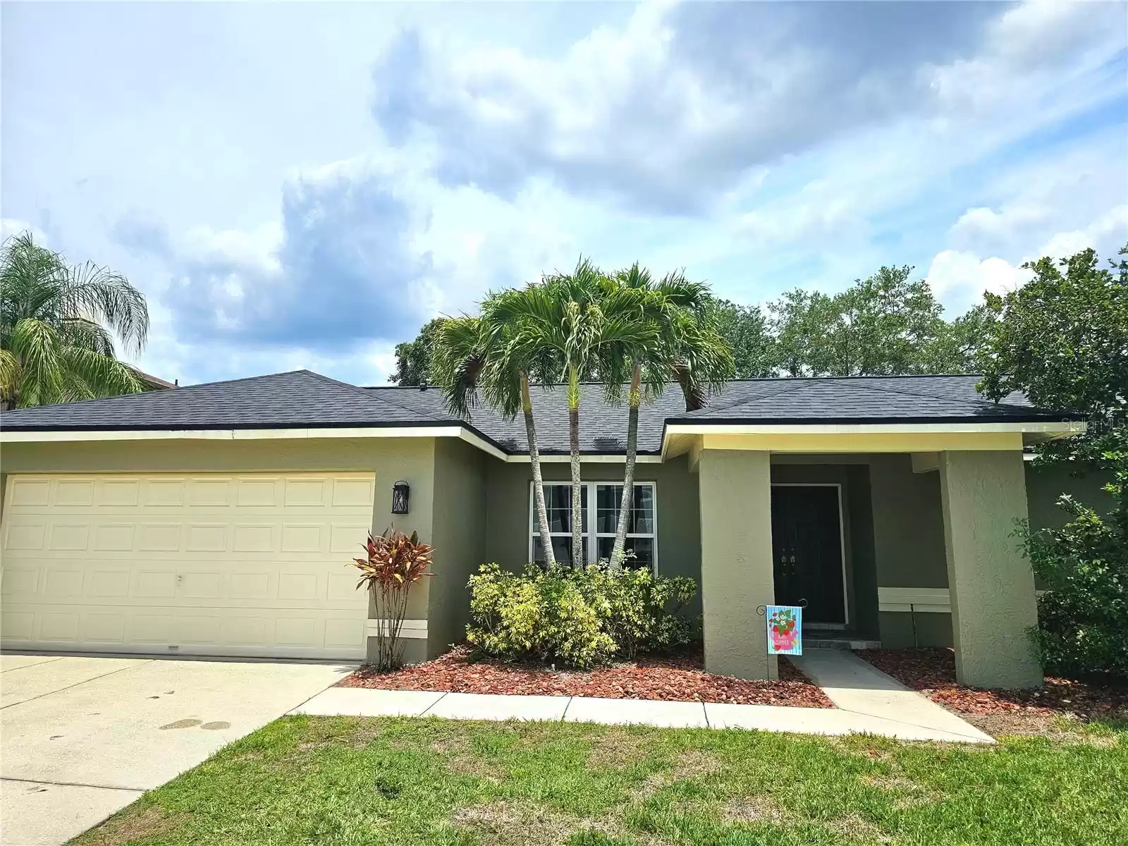 12927 PRESTWICK DRIVE, RIVERVIEW, Florida 33579, 4 Bedrooms Bedrooms, ,3 BathroomsBathrooms,Residential,For Sale,PRESTWICK,MFRT3525968