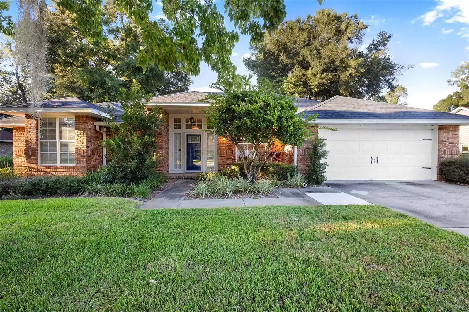 1515 ROBINWOOD DRIVE, DELAND, Florida 32720, 3 Bedrooms Bedrooms, ,2 BathroomsBathrooms,Residential,For Sale,ROBINWOOD,MFRV4936235