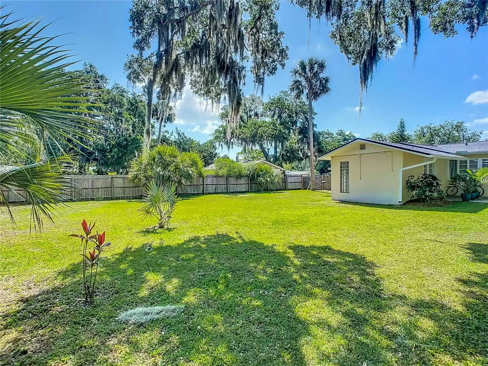 111 10TH STREET, NEW SMYRNA BEACH, Florida 32168, 3 Bedrooms Bedrooms, ,2 BathroomsBathrooms,Residential,For Sale,10TH,MFRO6206296