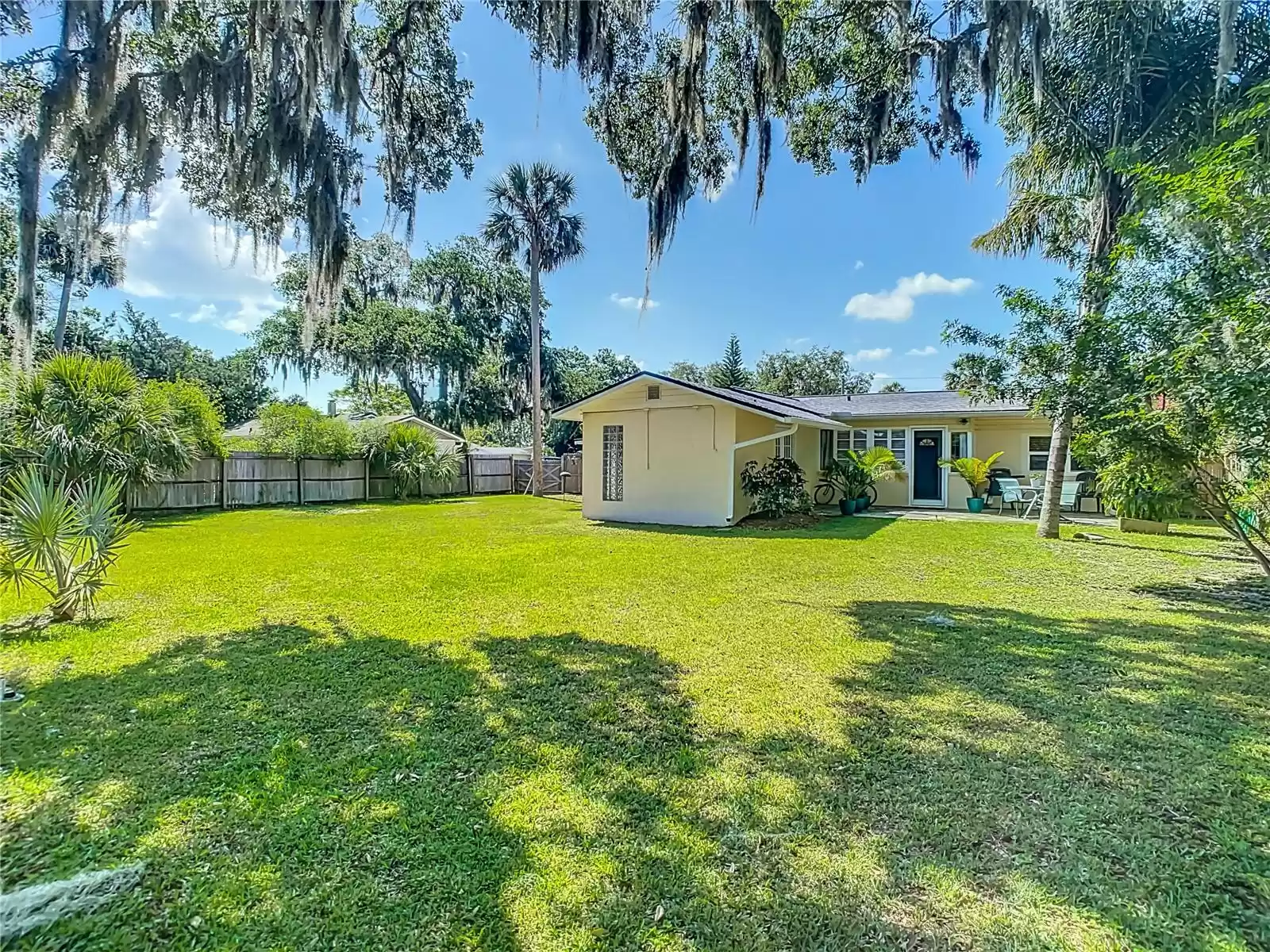 111 10TH STREET, NEW SMYRNA BEACH, Florida 32168, 3 Bedrooms Bedrooms, ,2 BathroomsBathrooms,Residential,For Sale,10TH,MFRO6206296