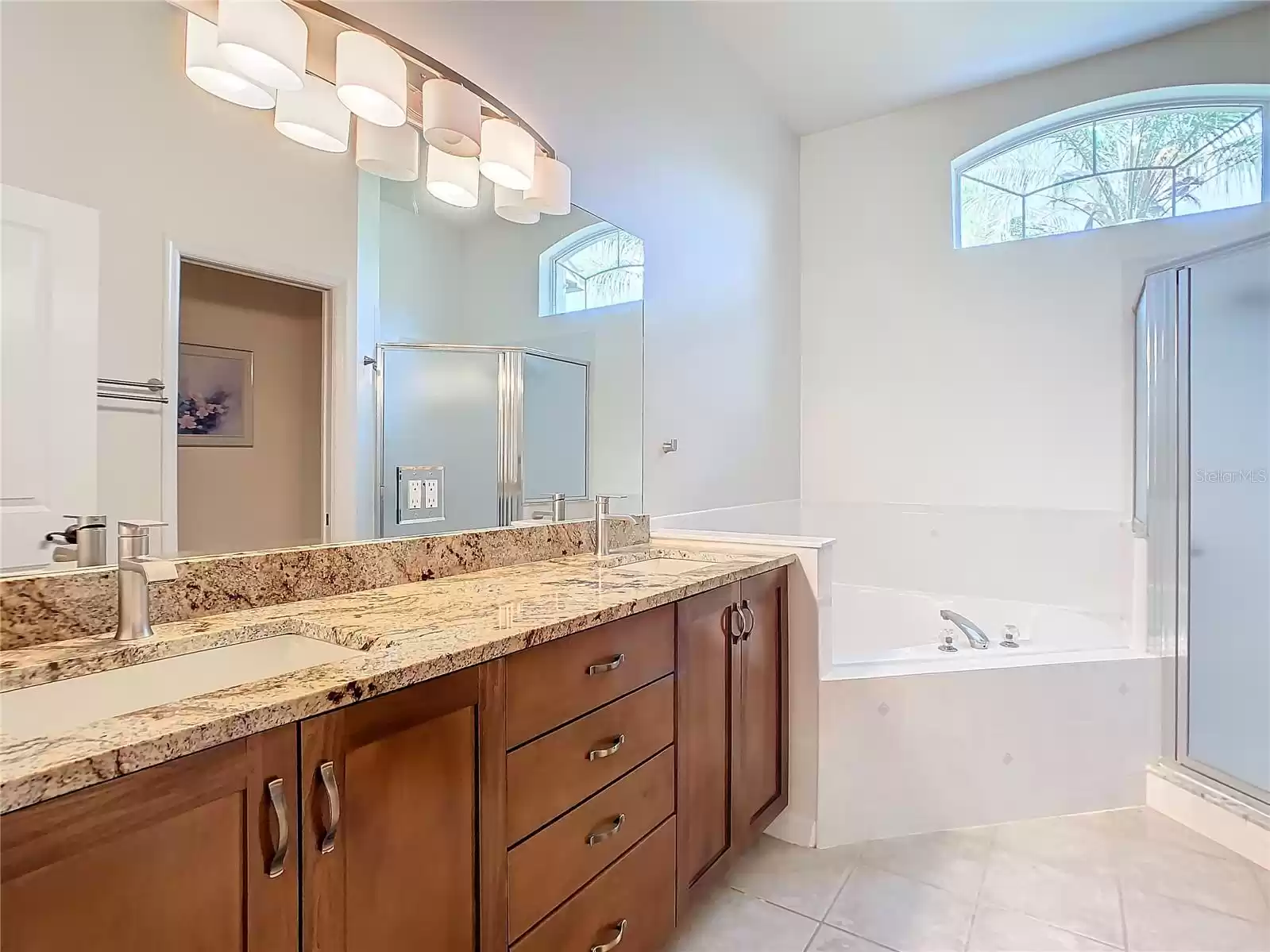 Master Bath Room