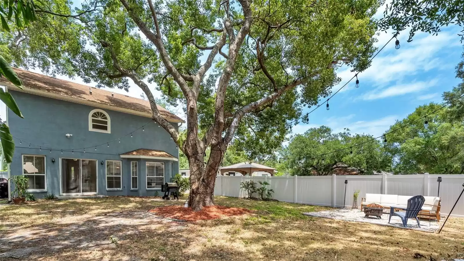 3004 WALLACE AVENUE, TAMPA, Florida 33611, 4 Bedrooms Bedrooms, ,2 BathroomsBathrooms,Residential,For Sale,WALLACE,MFRT3522825