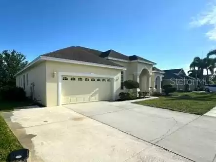 4442 MANDOLIN BOULEVARD, WINTER HAVEN, Florida 33884, 4 Bedrooms Bedrooms, ,3 BathroomsBathrooms,Residential,For Sale,MANDOLIN,MFRT3526085