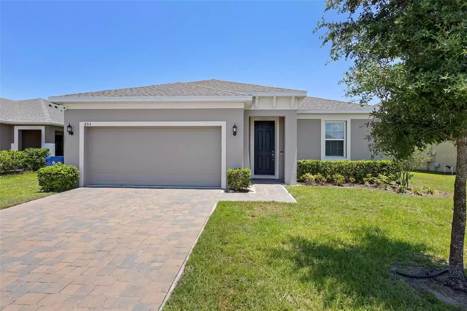 653 JUPITER BEACH ROAD, GROVELAND, Florida 34736, 3 Bedrooms Bedrooms, ,2 BathroomsBathrooms,Residential,For Sale,JUPITER BEACH,MFRO6206220