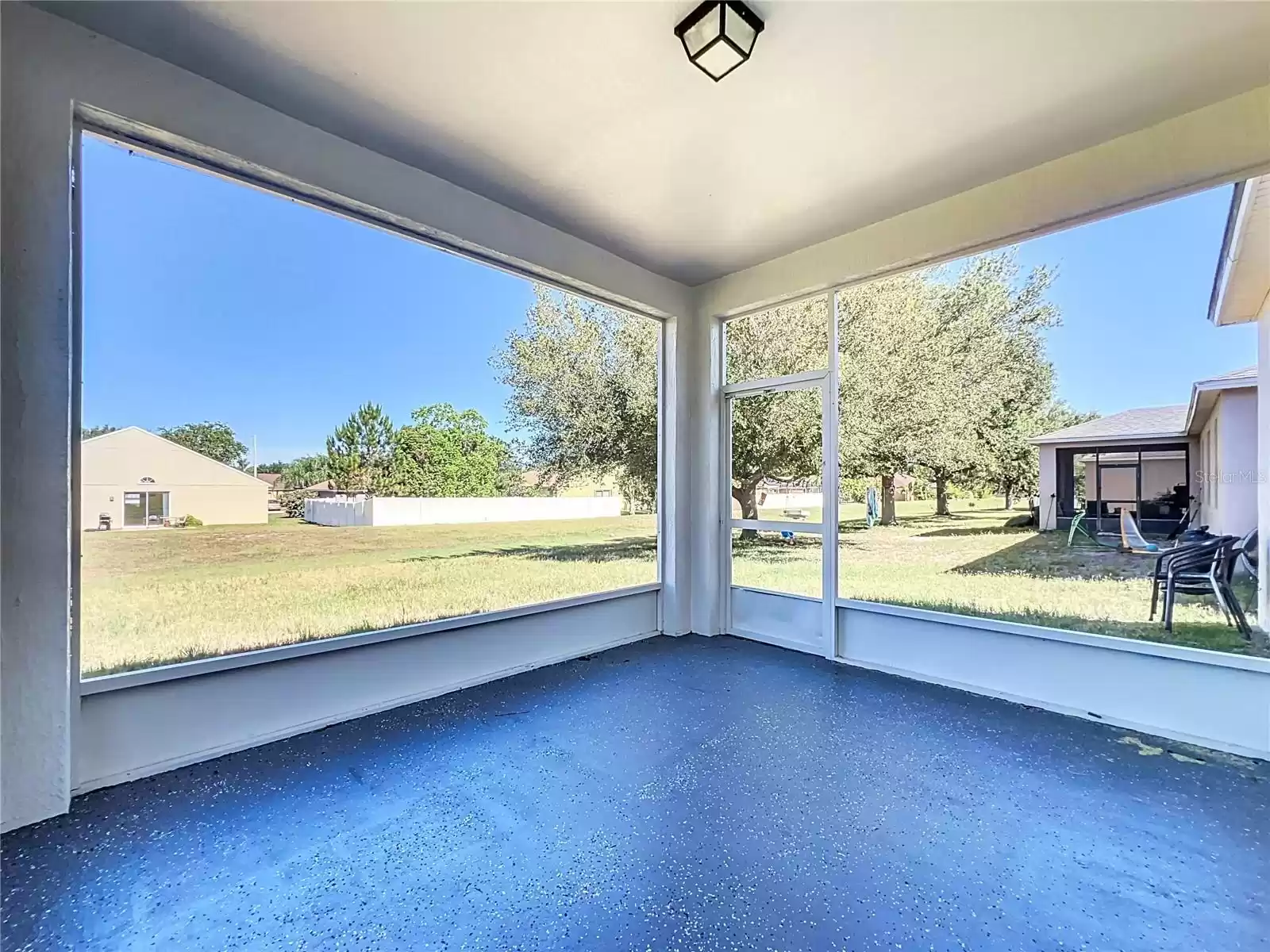 550 REDDICKS CIRCLE, WINTER HAVEN, Florida 33884, 3 Bedrooms Bedrooms, ,2 BathroomsBathrooms,Residential,For Sale,REDDICKS,MFRO6208753