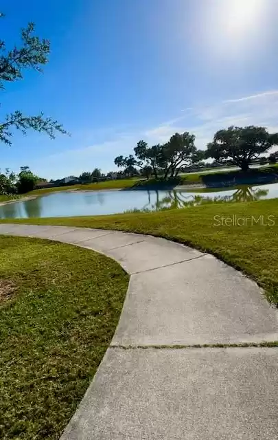 550 REDDICKS CIRCLE, WINTER HAVEN, Florida 33884, 3 Bedrooms Bedrooms, ,2 BathroomsBathrooms,Residential,For Sale,REDDICKS,MFRO6208753