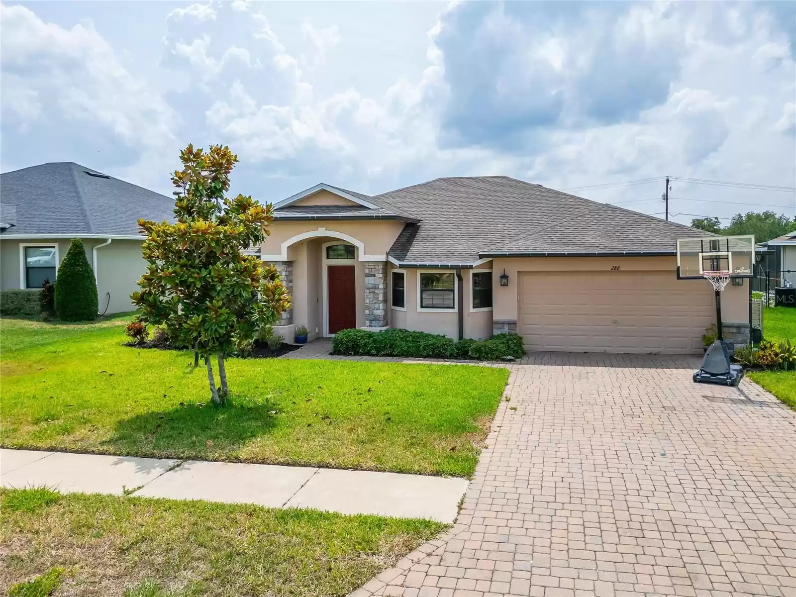 288 BENTLEY OAKS BLVD, AUBURNDALE, Florida 33823, 4 Bedrooms Bedrooms, ,2 BathroomsBathrooms,Residential,For Sale,BENTLEY OAKS BLVD,MFRL4944981