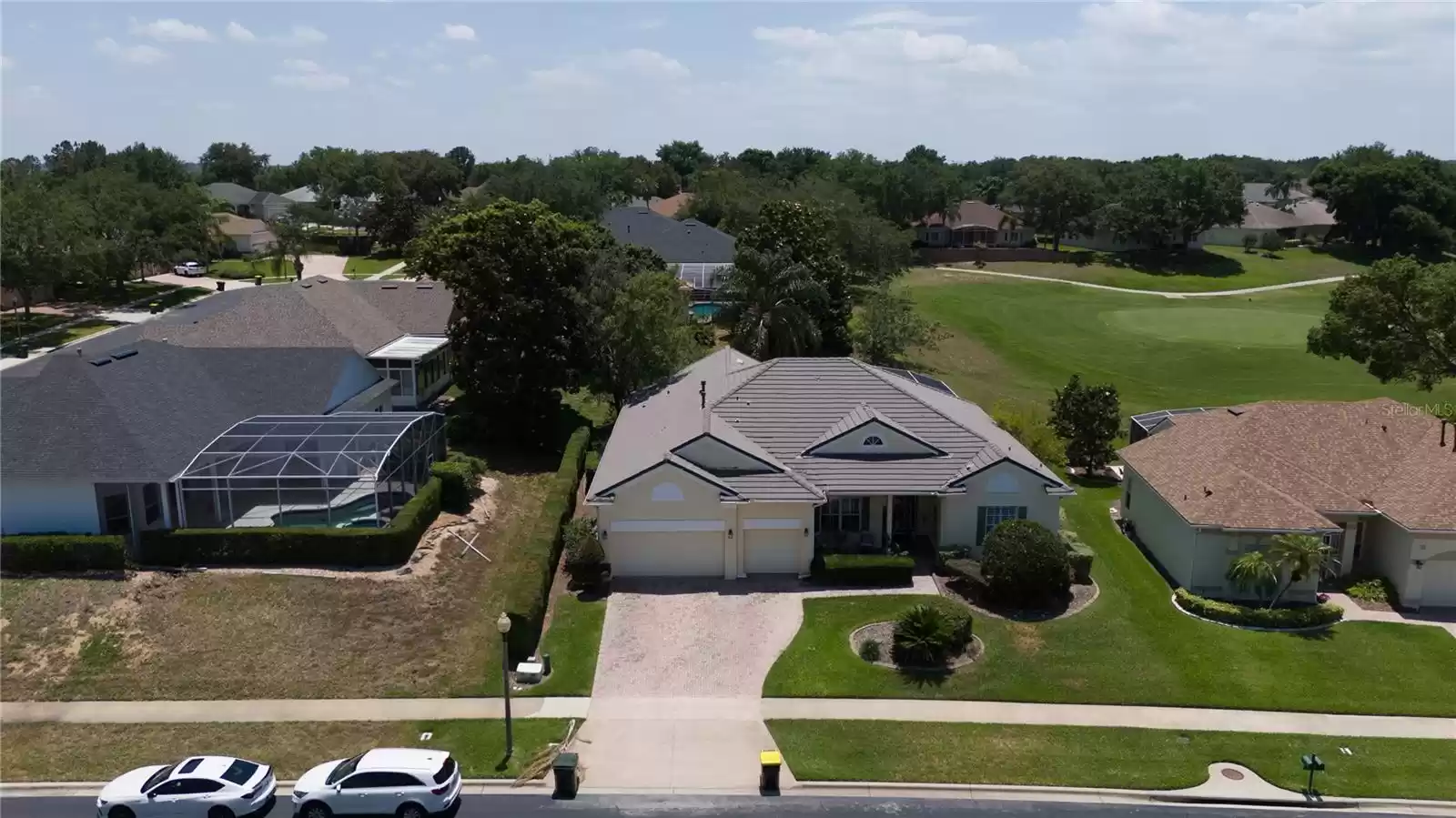 2833 FALCON RIDGE, CLERMONT, Florida 34711, 3 Bedrooms Bedrooms, ,2 BathroomsBathrooms,Residential,For Sale,FALCON,MFRO6208355