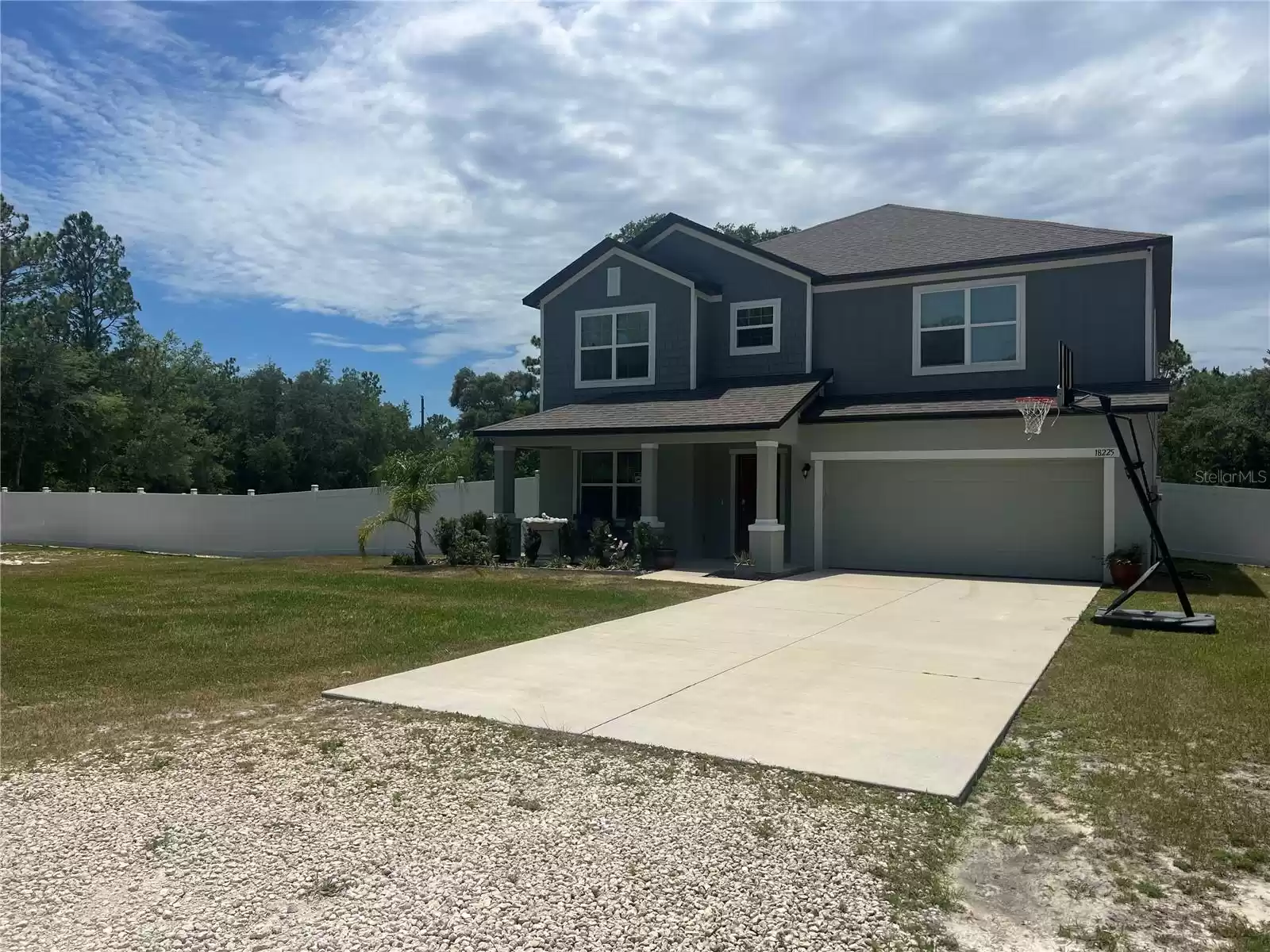 18225 MAIRDALE ROAD, WEEKI WACHEE, Florida 34614, 4 Bedrooms Bedrooms, ,3 BathroomsBathrooms,Residential,For Sale,MAIRDALE,MFRU8244640