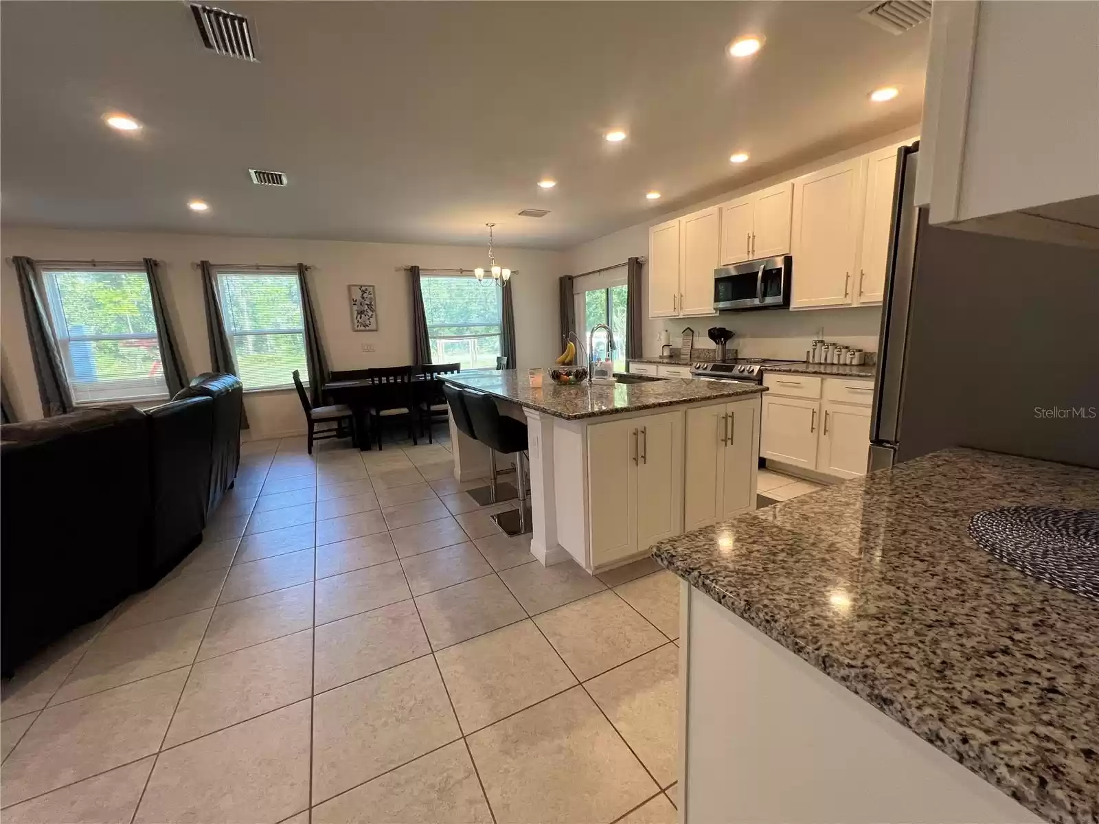 18225 MAIRDALE ROAD, WEEKI WACHEE, Florida 34614, 4 Bedrooms Bedrooms, ,3 BathroomsBathrooms,Residential,For Sale,MAIRDALE,MFRU8244640