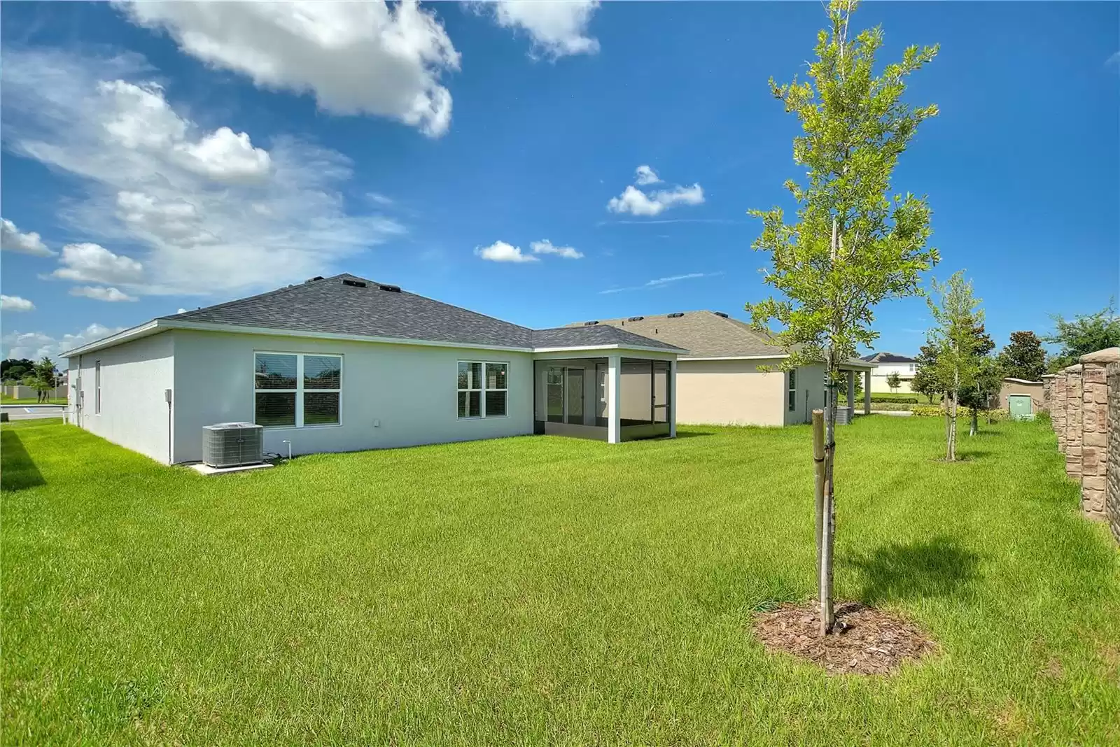 305 SUMMER GROVE WAY, HAINES CITY, Florida 33844, 4 Bedrooms Bedrooms, ,2 BathroomsBathrooms,Residential Lease,For Rent,SUMMER GROVE,MFRO6207015