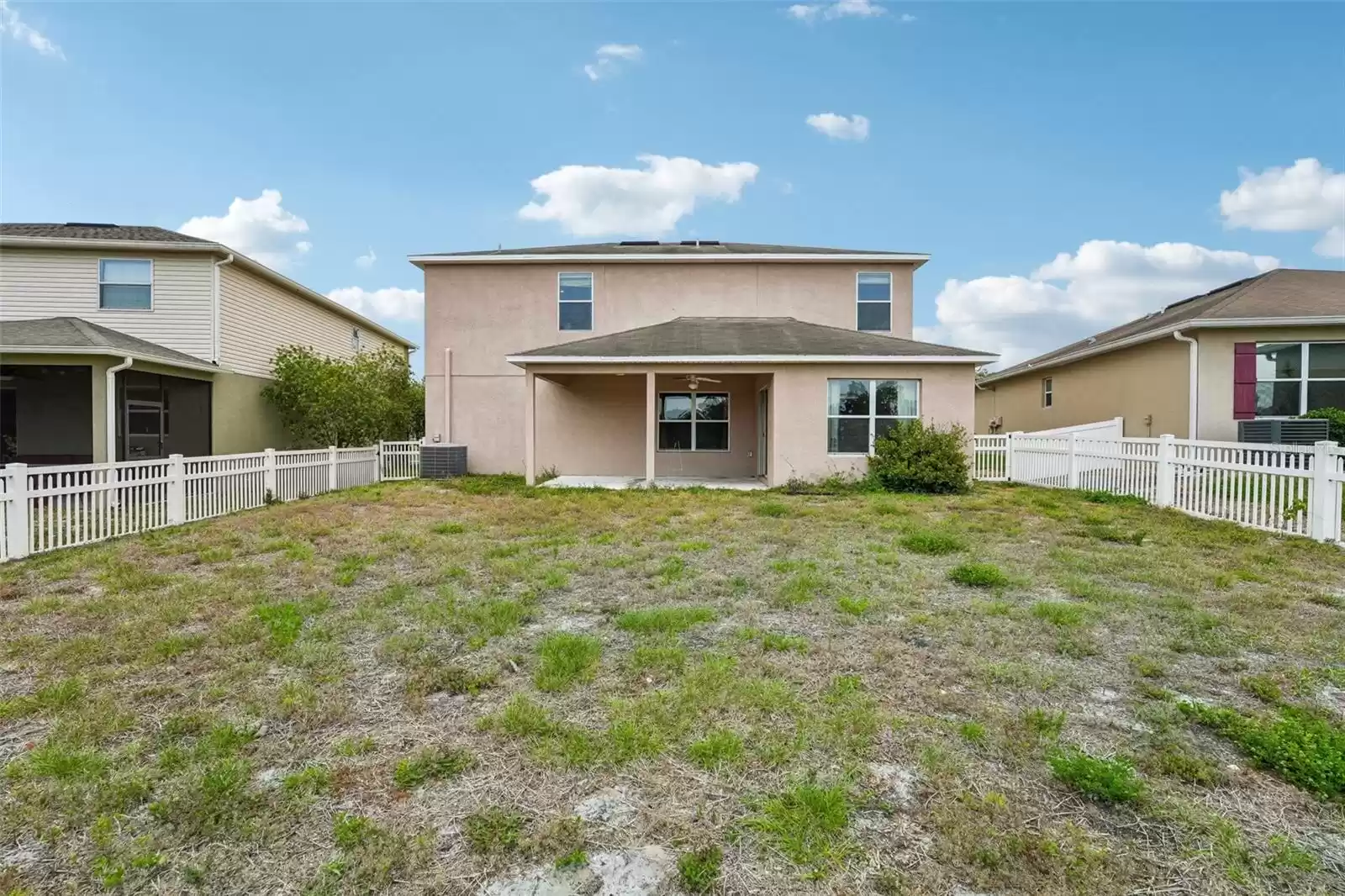 11015 RUNNING PINE DRIVE, RIVERVIEW, Florida 33569, 3 Bedrooms Bedrooms, ,2 BathroomsBathrooms,Residential,For Sale,RUNNING PINE,MFRO6210534