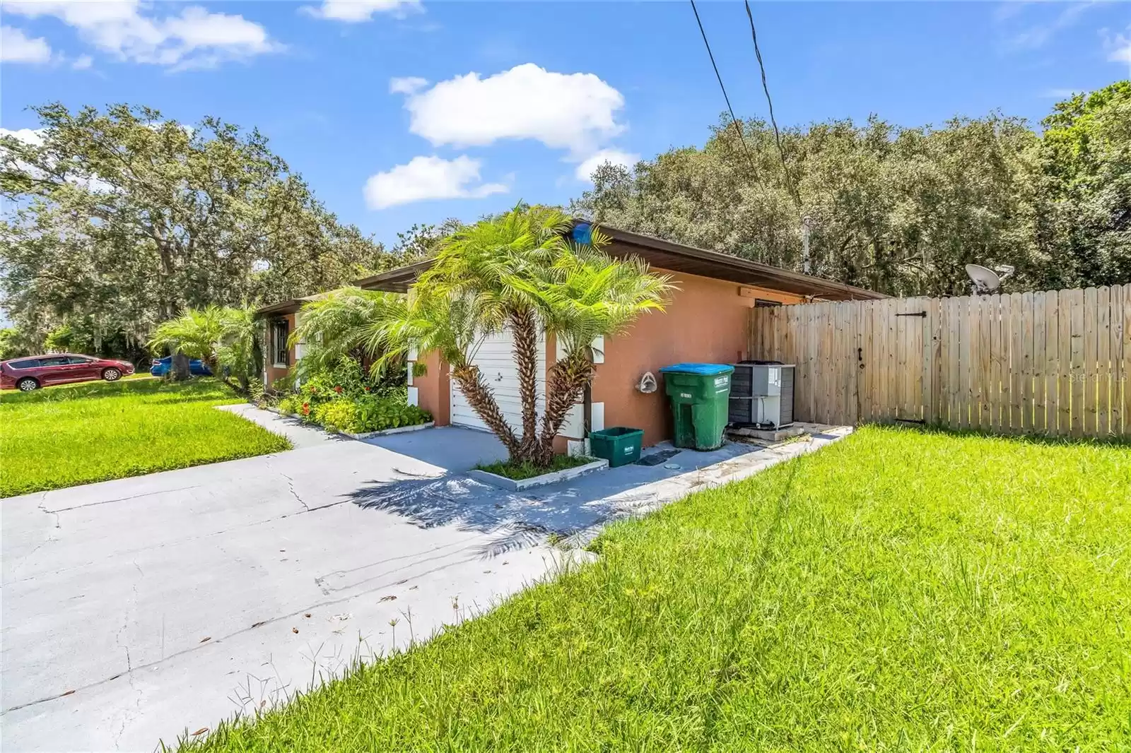 1303 FERENDINA DRIVE, DELTONA, Florida 32725, 4 Bedrooms Bedrooms, ,3 BathroomsBathrooms,Residential,For Sale,FERENDINA,MFRO6209058