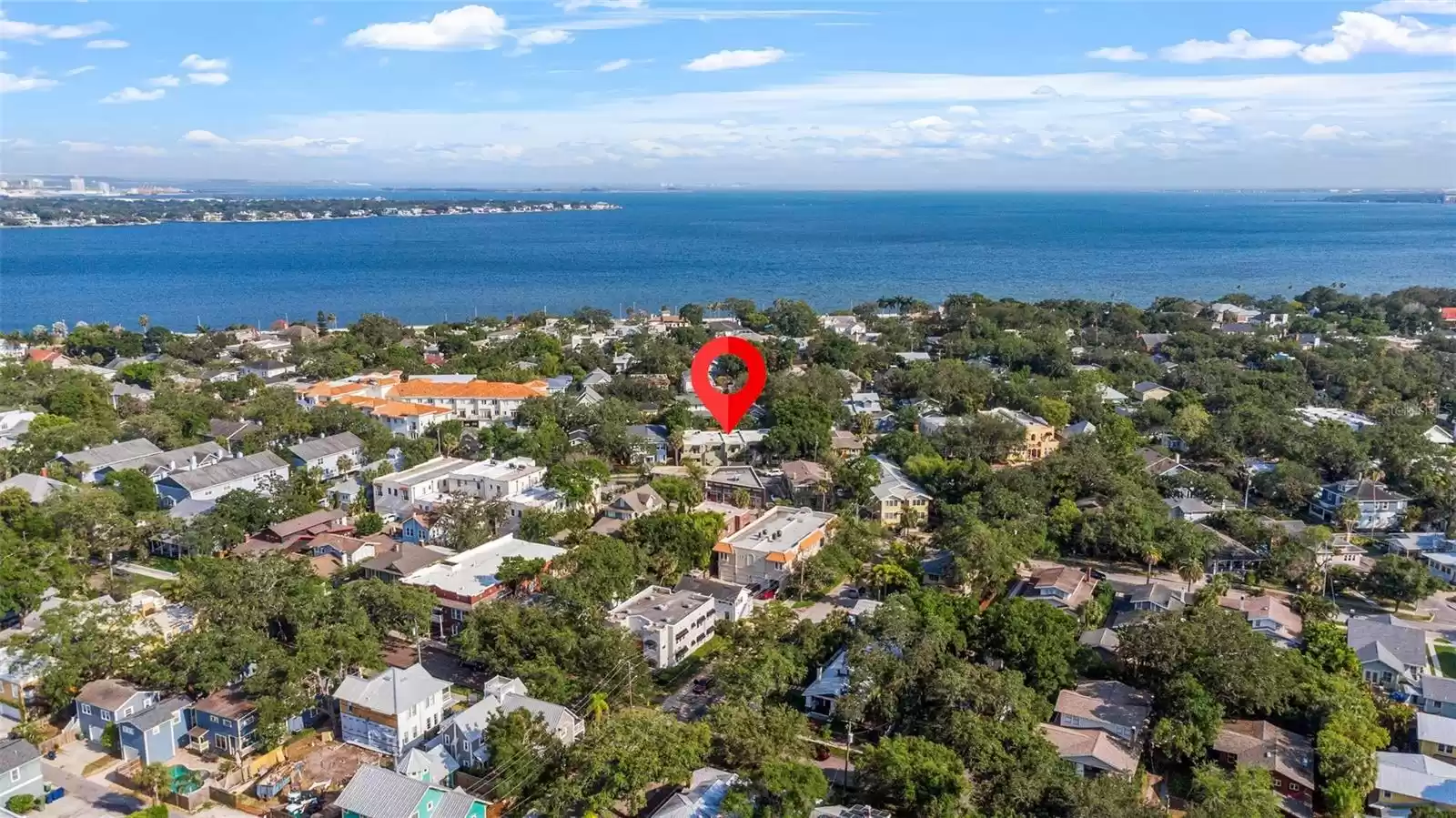 Historic Hyde Park area with Bayshore Blvd