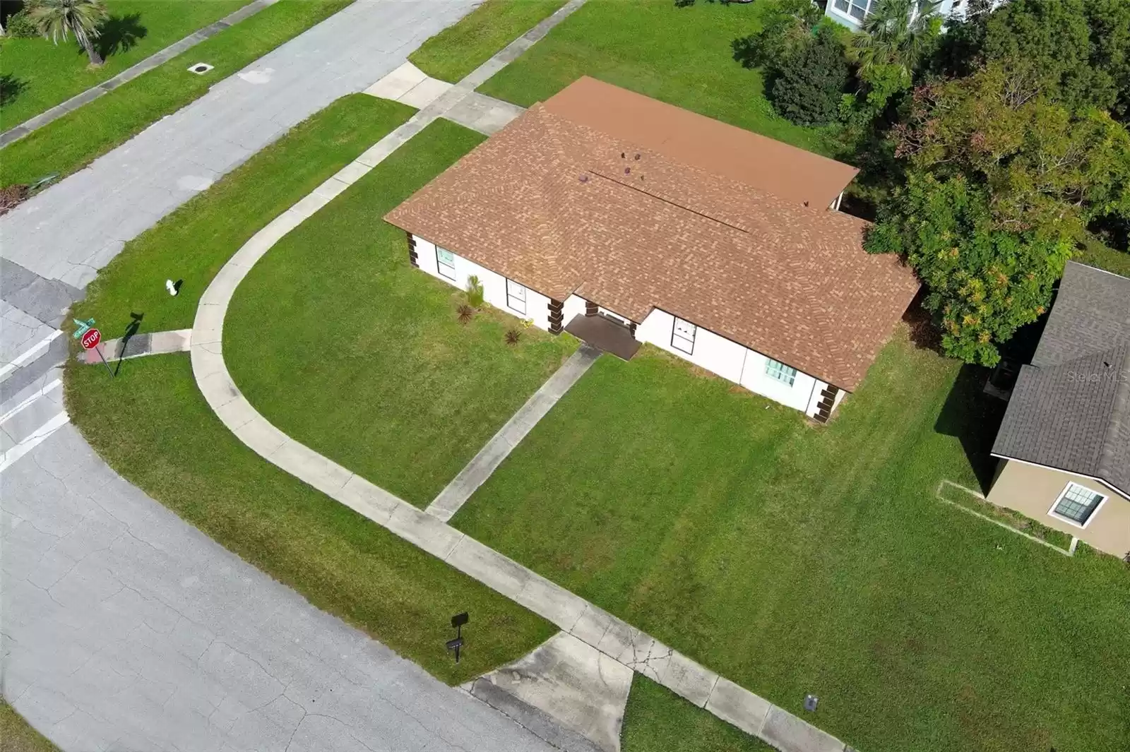 1509 GOLD TERRACE, DELTONA, Florida 32725, 4 Bedrooms Bedrooms, ,2 BathroomsBathrooms,Residential,For Sale,GOLD,MFRO6204713