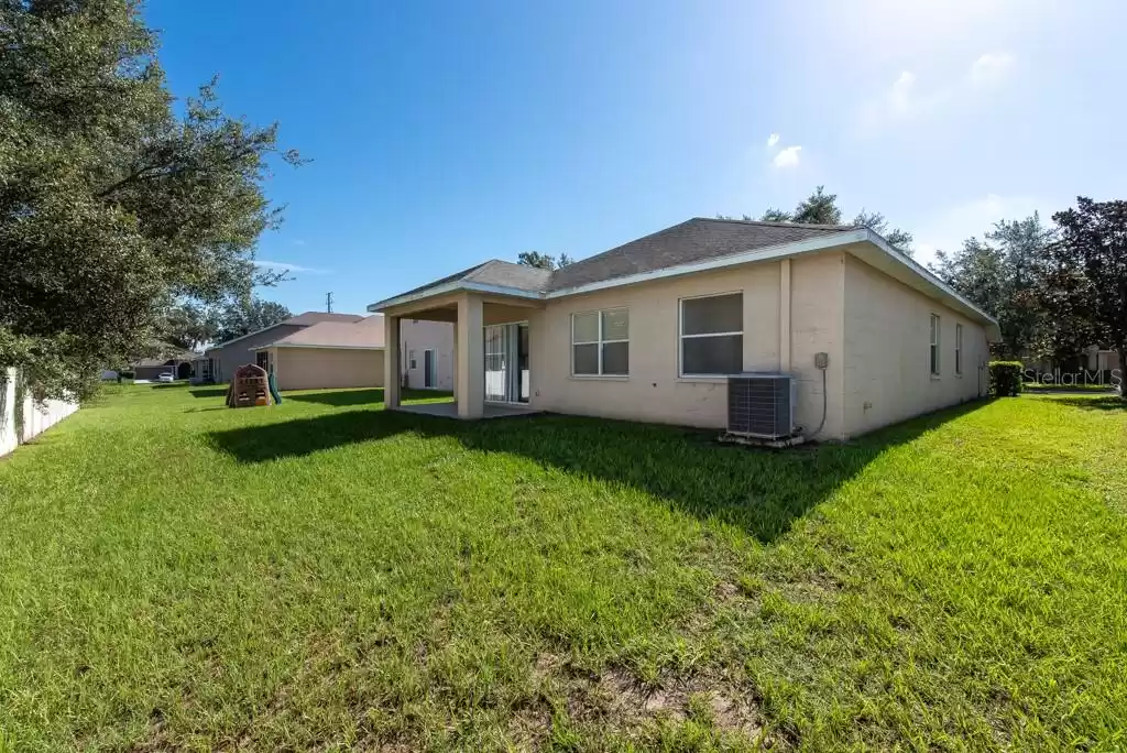 4407 HUDDLESTONE DRIVE, WESLEY CHAPEL, Florida 33545, 3 Bedrooms Bedrooms, ,2 BathroomsBathrooms,Residential,For Sale,HUDDLESTONE,MFRT3529899