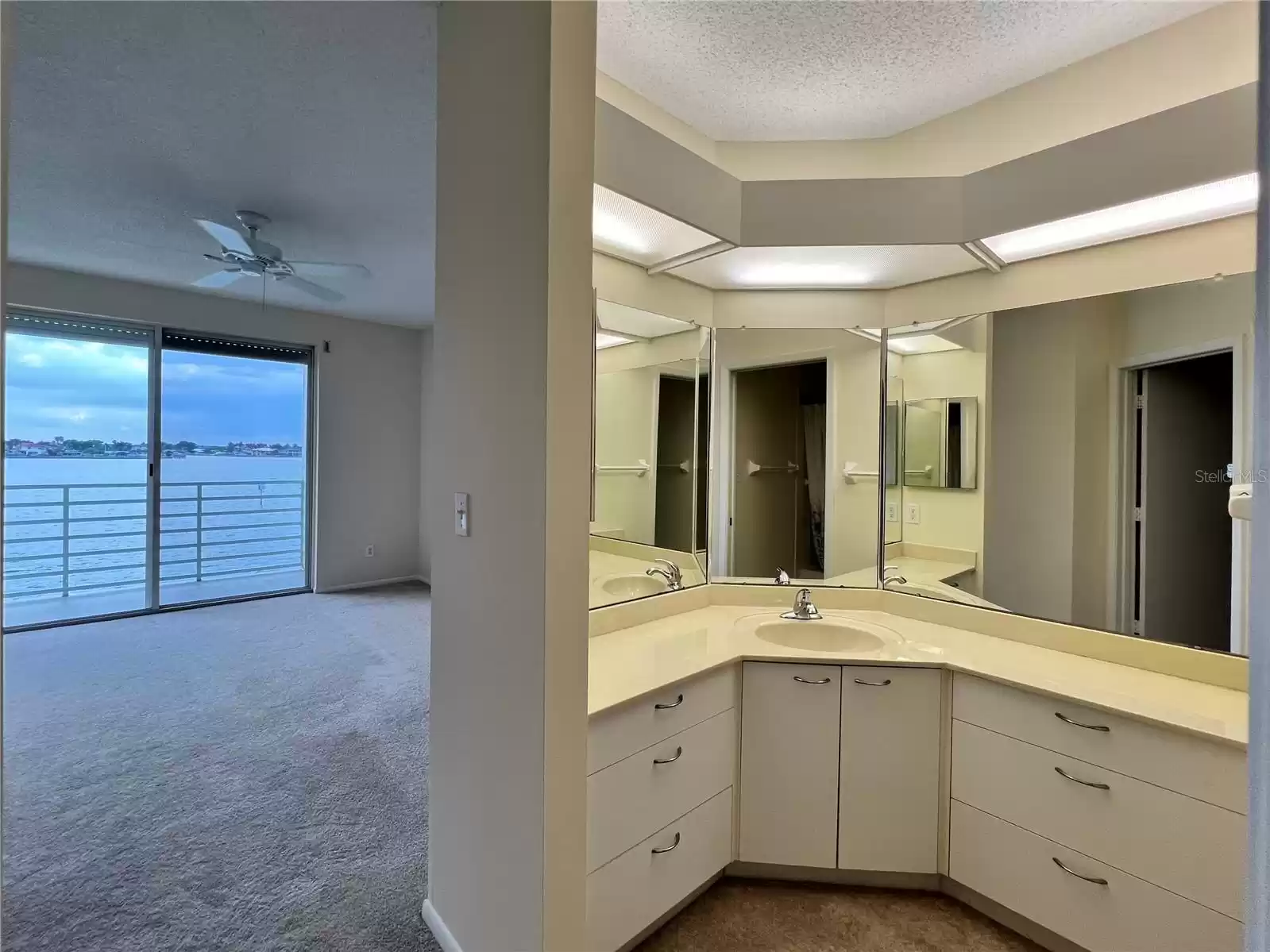 7963 SAILBOAT KEY BOULEVARD, SOUTH PASADENA, Florida 33707, 2 Bedrooms Bedrooms, ,2 BathroomsBathrooms,Residential,For Sale,SAILBOAT KEY,MFRU8243709