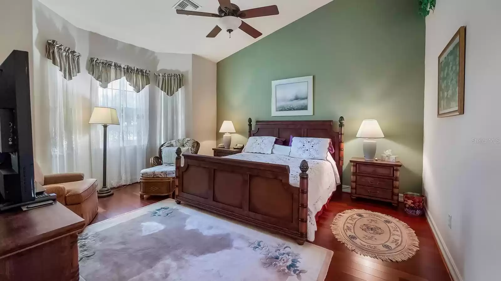 23 CAMINO REAL BOULEVARD, HOWEY IN THE HILLS, Florida 34737, 4 Bedrooms Bedrooms, ,3 BathroomsBathrooms,Residential,For Sale,CAMINO REAL,MFRG5082905