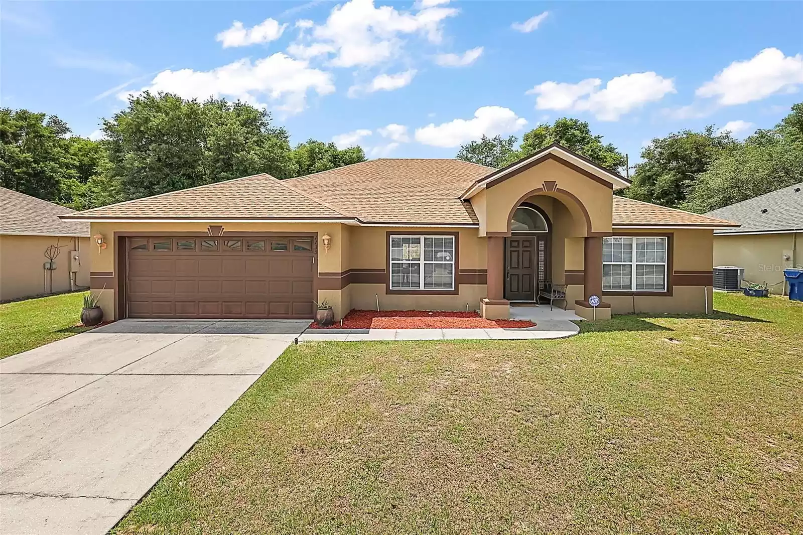 1135 STRATTON AVENUE, GROVELAND, Florida 34736, 4 Bedrooms Bedrooms, ,2 BathroomsBathrooms,Residential,For Sale,STRATTON,MFRO6207204