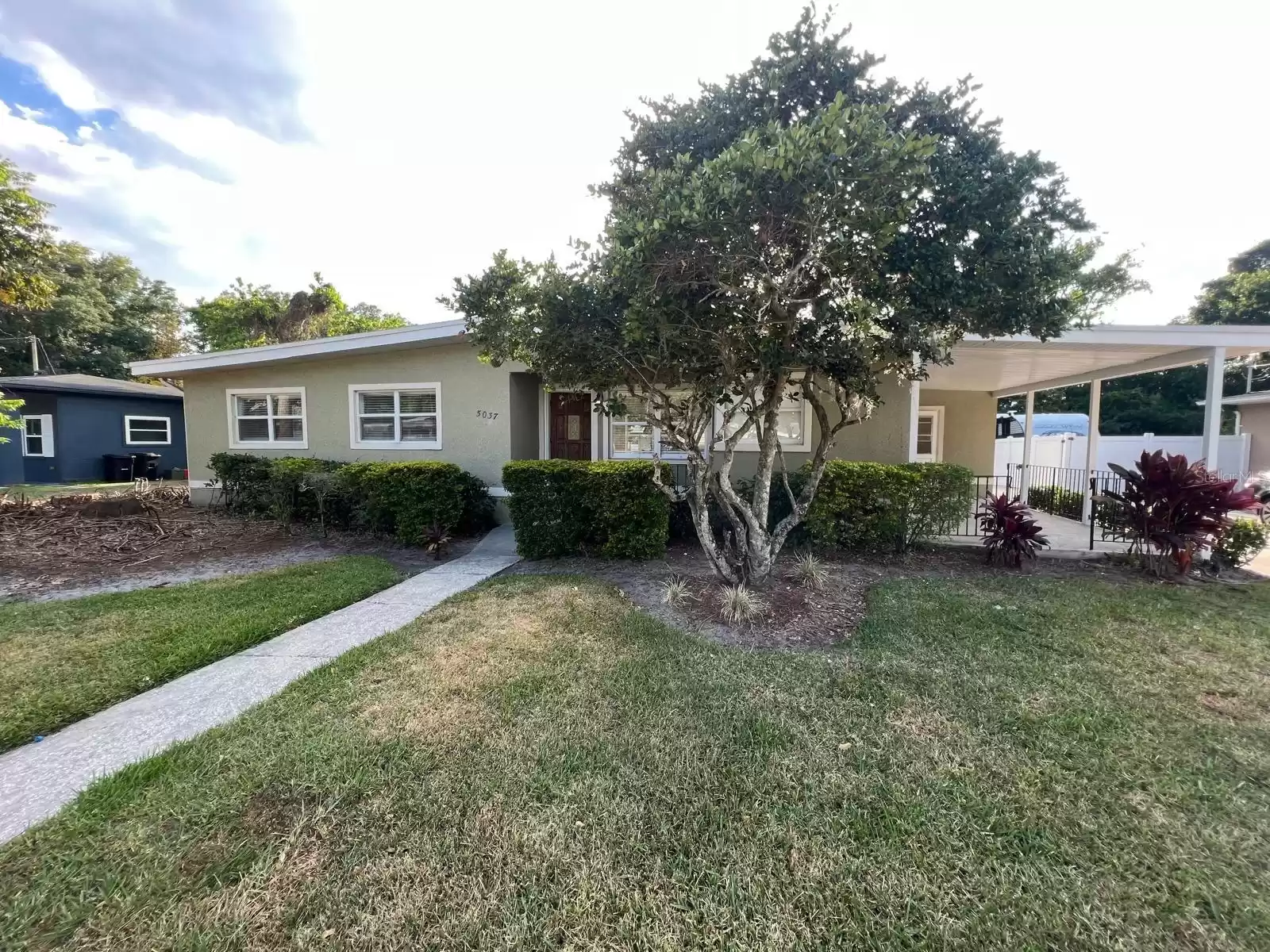 5037 LAKE HOWELL ROAD, WINTER PARK, Florida 32792, 4 Bedrooms Bedrooms, ,2 BathroomsBathrooms,Residential Lease,For Rent,LAKE HOWELL,MFRO6210849