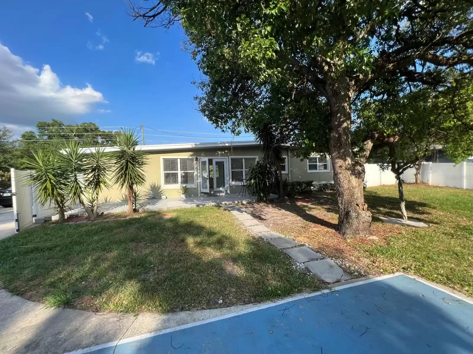 5037 LAKE HOWELL ROAD, WINTER PARK, Florida 32792, 4 Bedrooms Bedrooms, ,2 BathroomsBathrooms,Residential Lease,For Rent,LAKE HOWELL,MFRO6210849