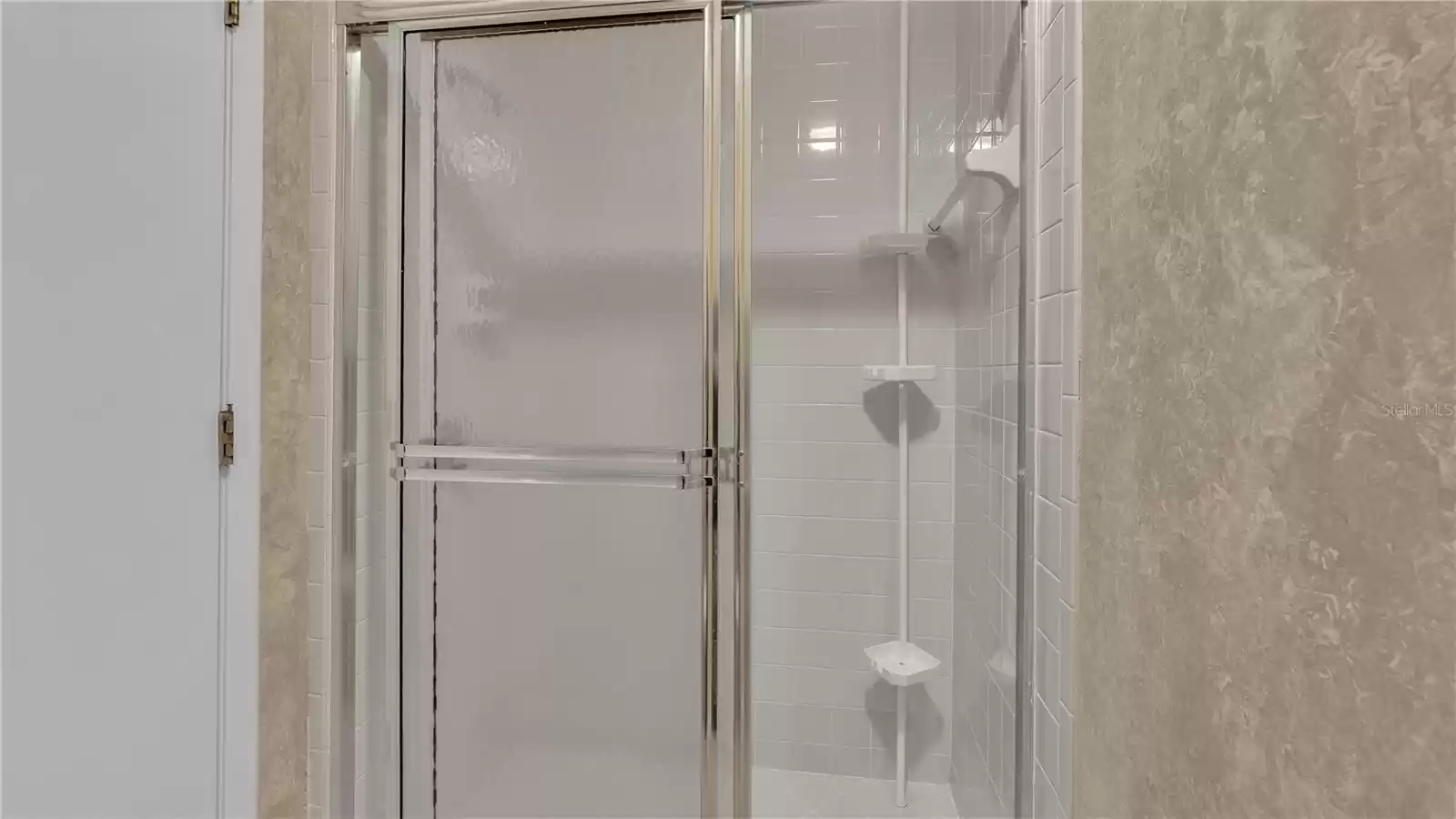 Walk in shower