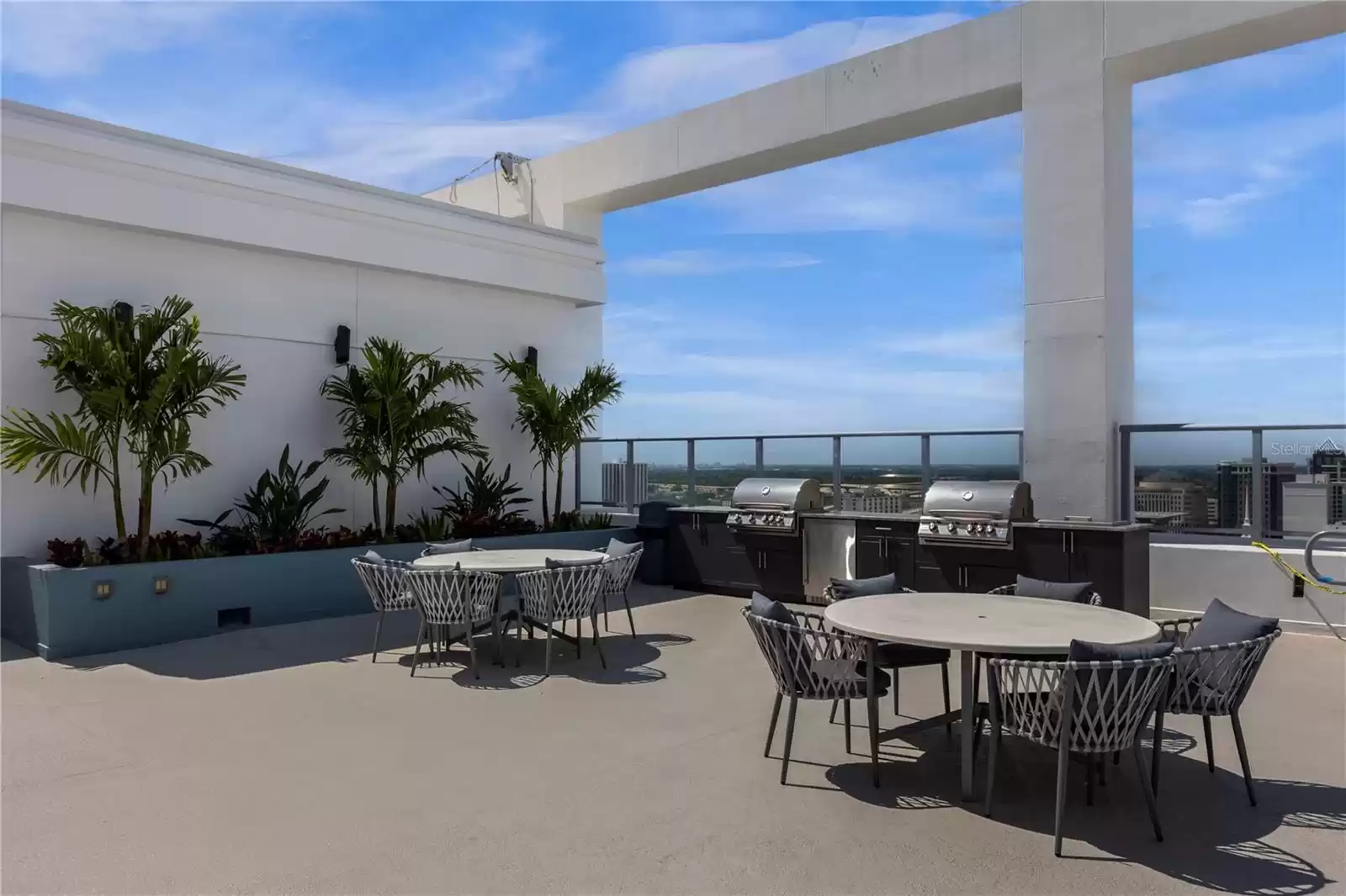 Rooftop grill and dine side, Northwest facing city view